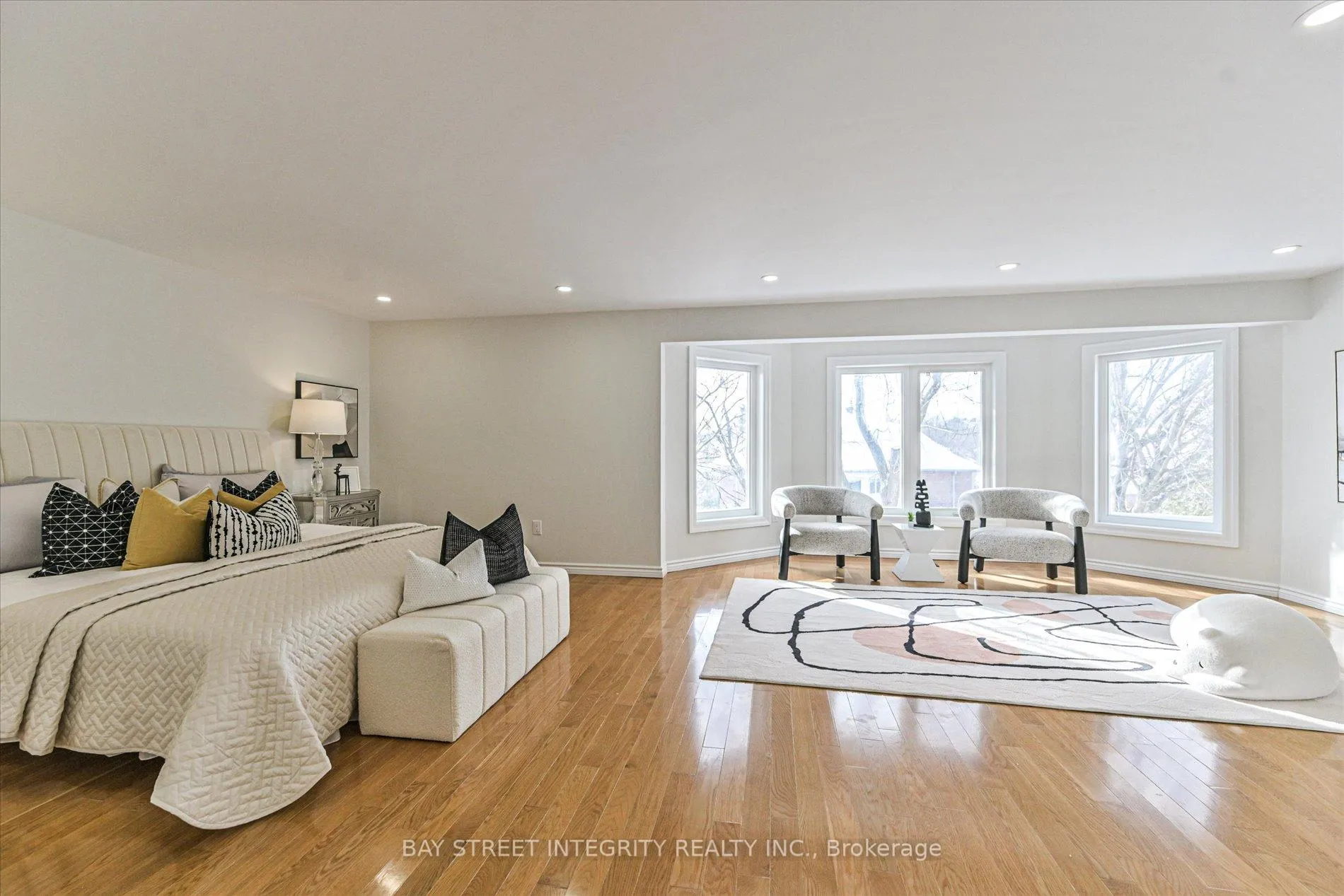 Photo 25 of 28 Carnforth Drive, Markham, Unionville — HOMEH