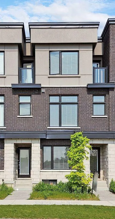 Photo 2 of 2614 Castlegate Crossing, Pickering, Duffin Heights — HOMEH