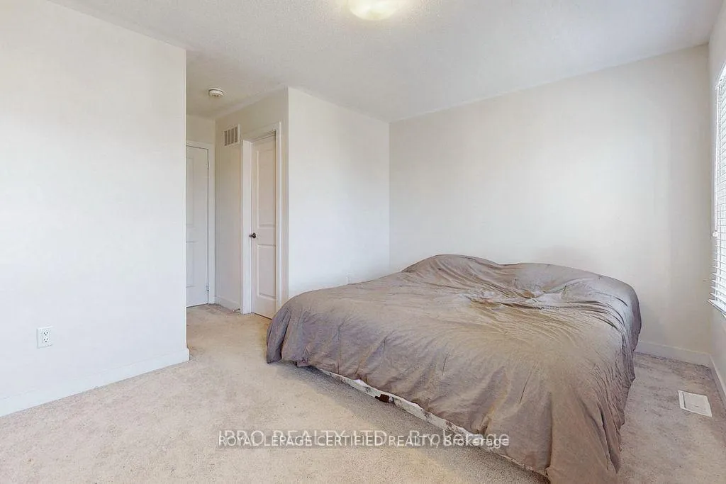 Photo 25 of 2614 Castlegate Crossing, Pickering, Duffin Heights — HOMEH