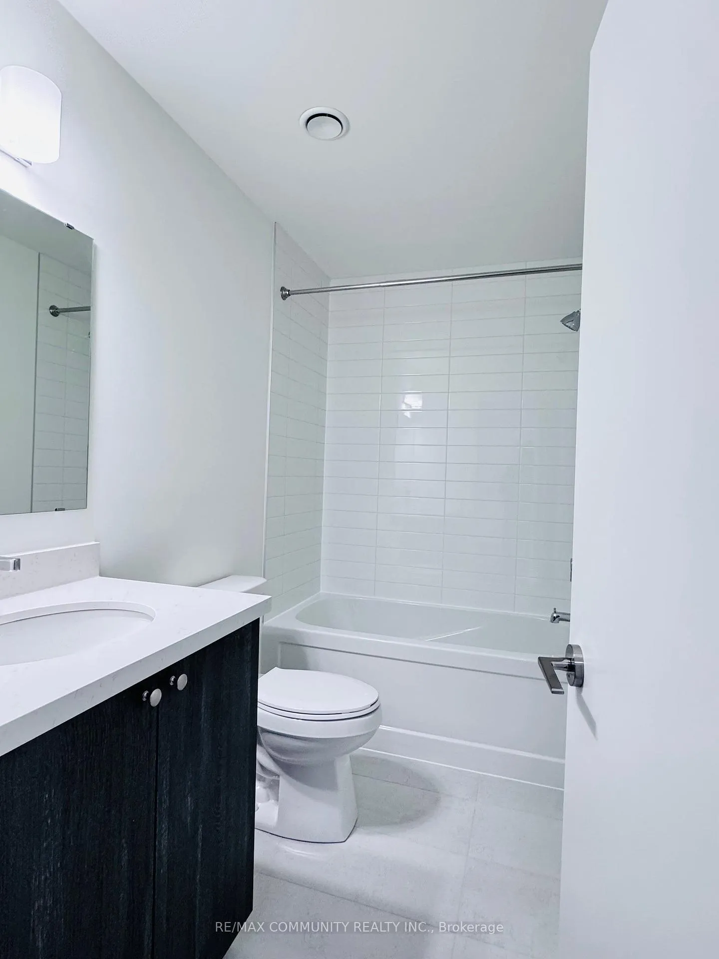 Photo 8 of Unit 212, 51 Clarington Boulevard, Clarington, Bowmanville — HOMEH