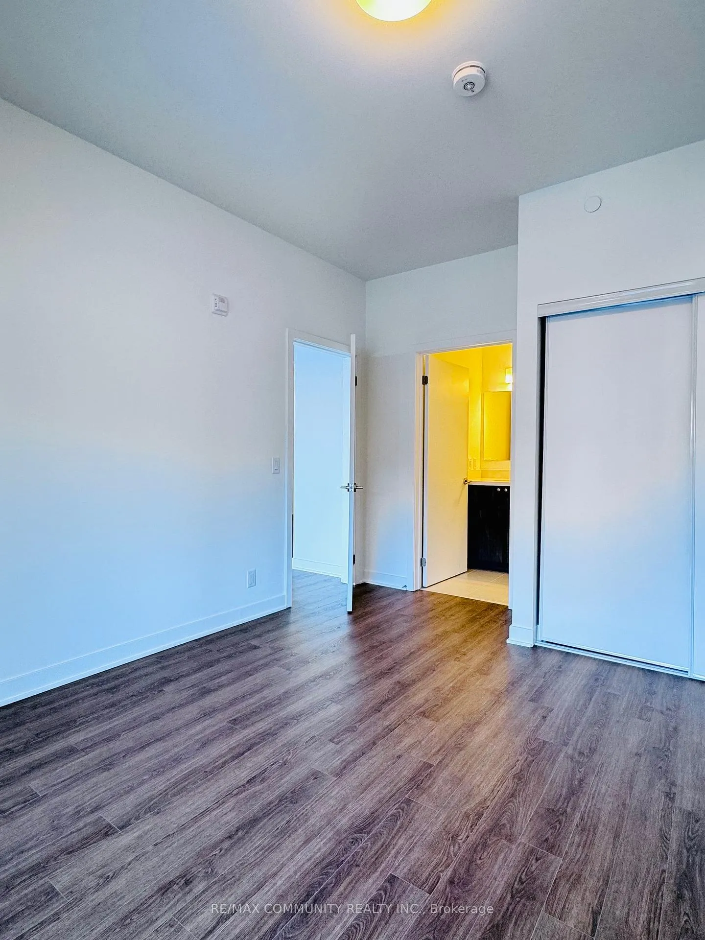 Photo 14 of Unit 212, 51 Clarington Boulevard, Clarington, Bowmanville — HOMEH