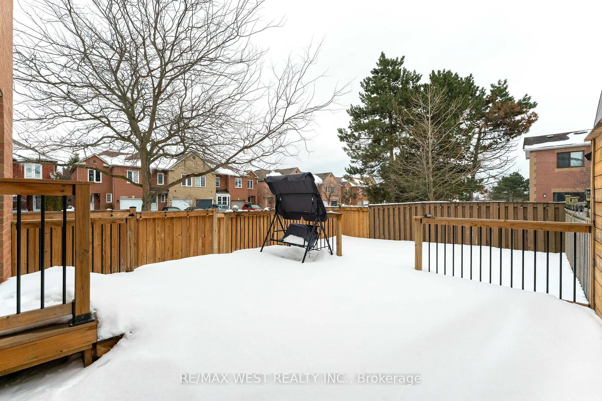 Photo 33 of 1977 Pine Grove Avenue, Pickering, Highbush — HOMEH