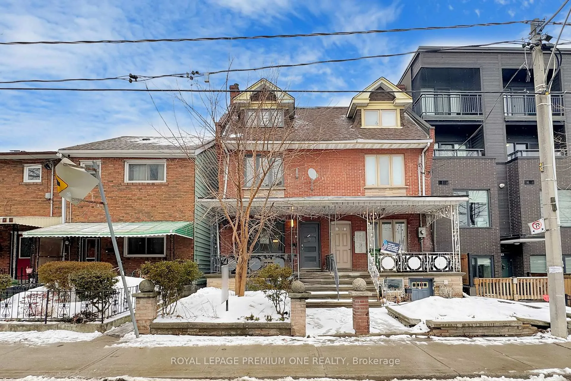Photo 1 of 223 Manning Avenue, Toronto, Trinity-Bellwoods — HOMEH