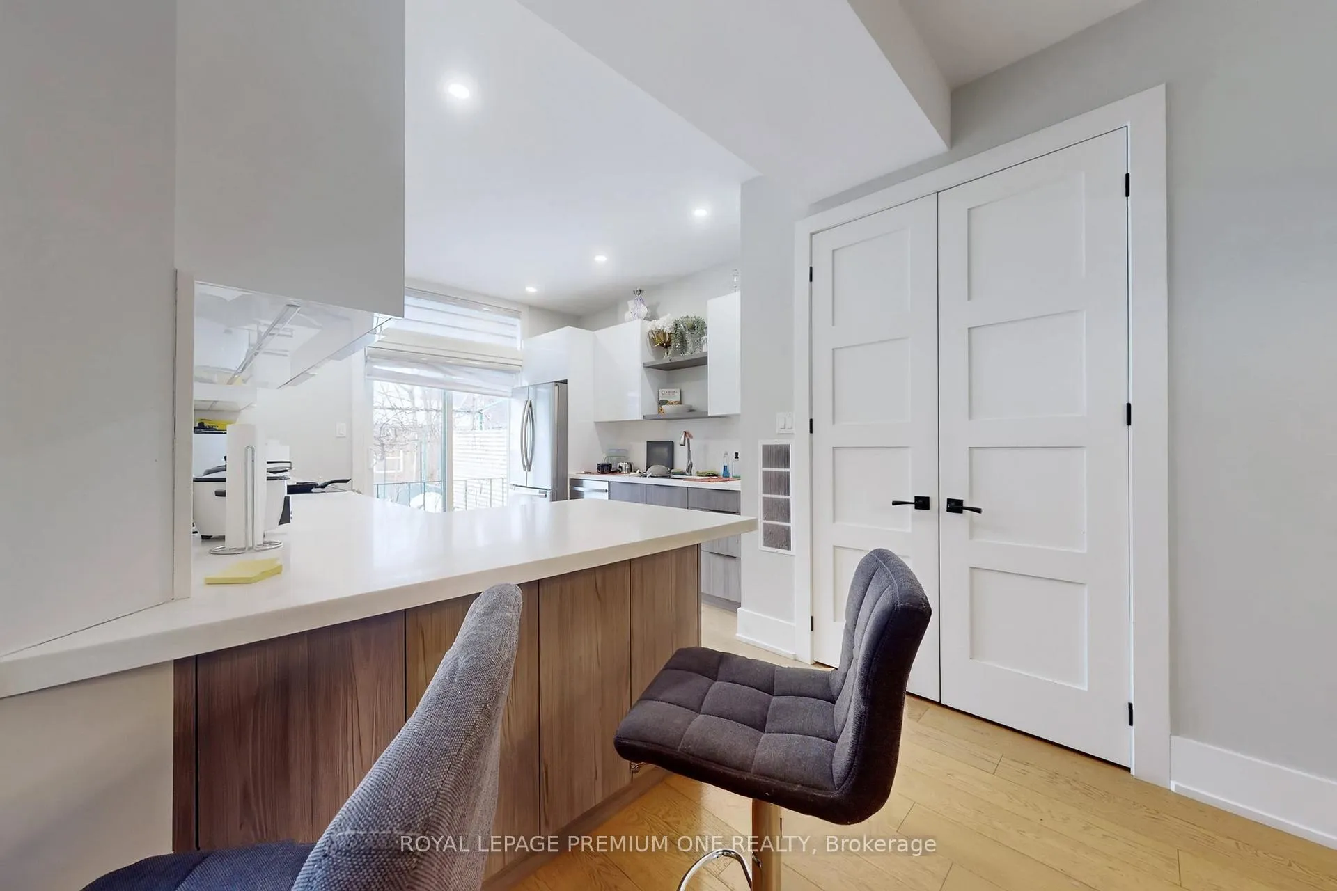 Photo 9 of 223 Manning Avenue, Toronto, Trinity-Bellwoods — HOMEH
