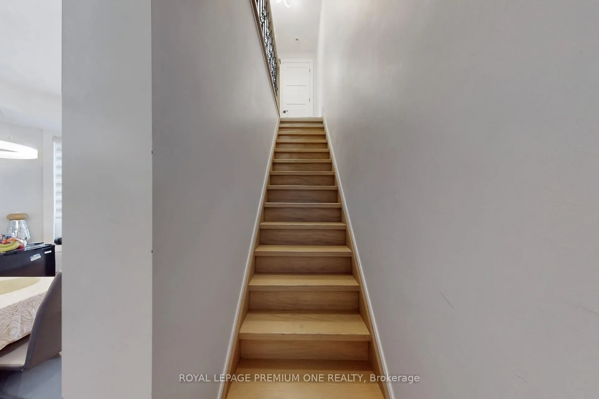 Photo 17 of 223 Manning Avenue, Toronto, Trinity-Bellwoods — HOMEH