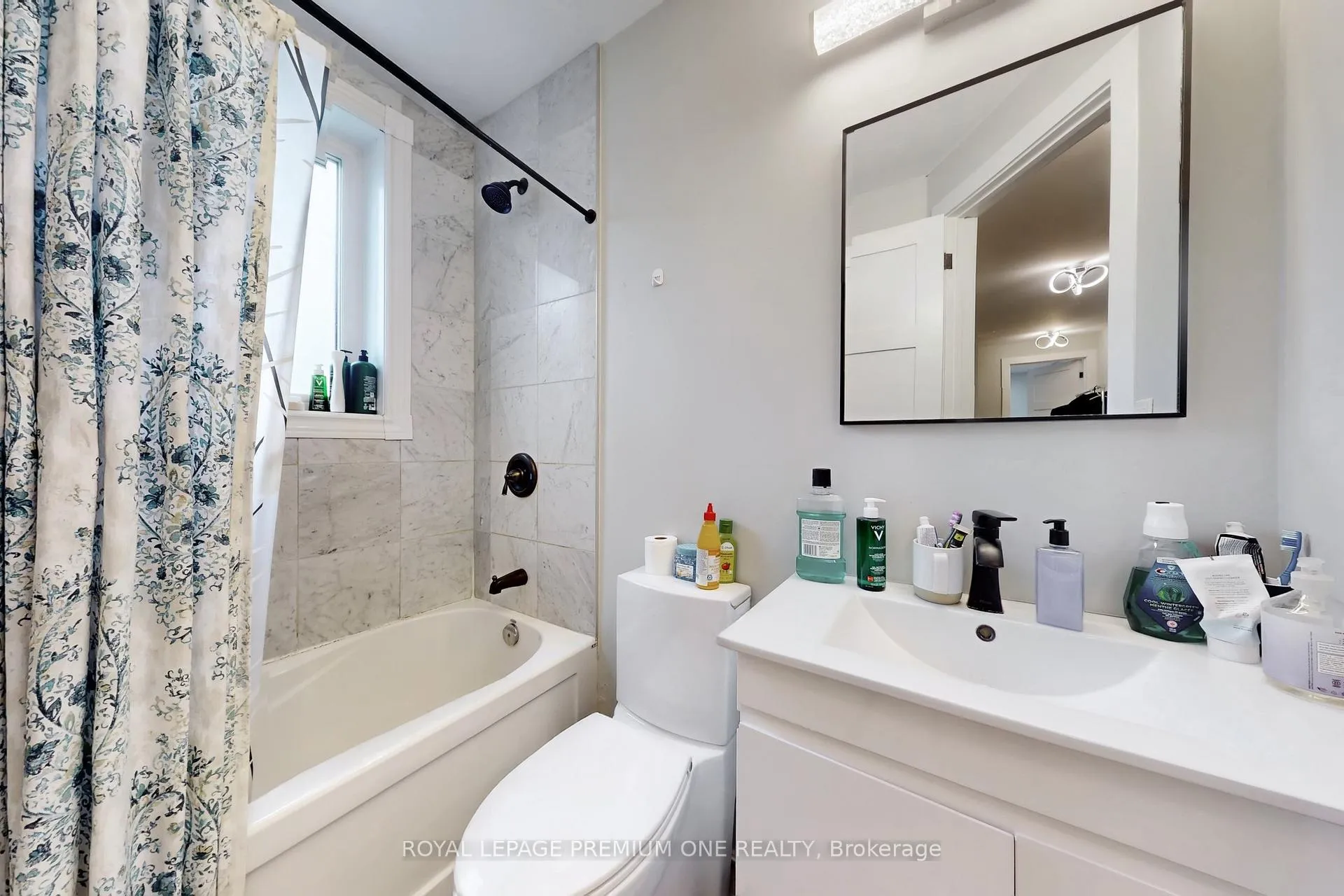 Photo 23 of 223 Manning Avenue, Toronto, Trinity-Bellwoods — HOMEH