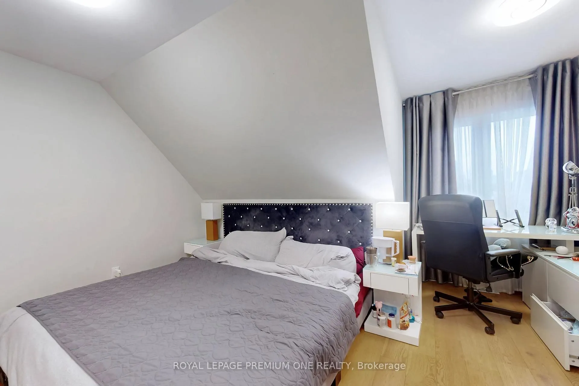 Photo 25 of 223 Manning Avenue, Toronto, Trinity-Bellwoods — HOMEH