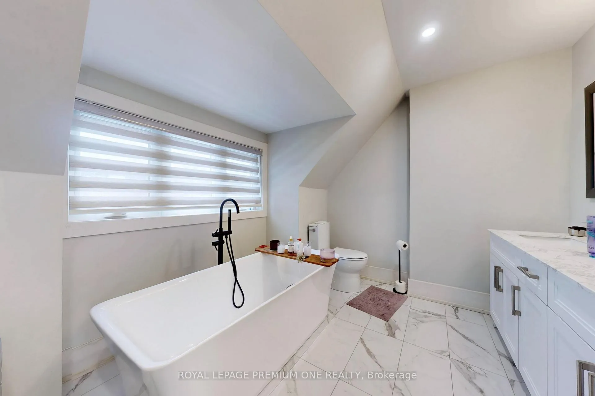 Photo 28 of 223 Manning Avenue, Toronto, Trinity-Bellwoods — HOMEH