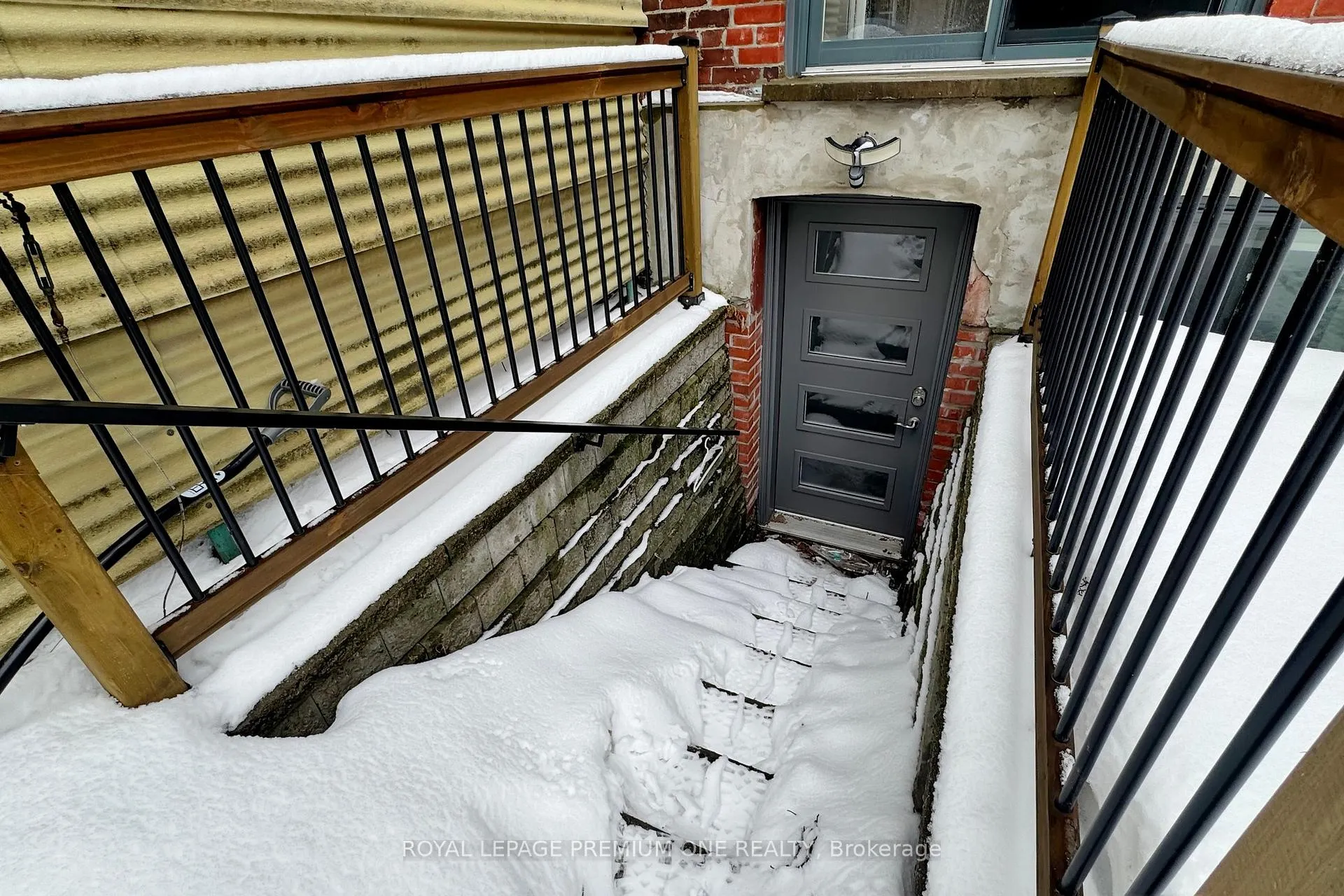 Photo 29 of 223 Manning Avenue, Toronto, Trinity-Bellwoods — HOMEH