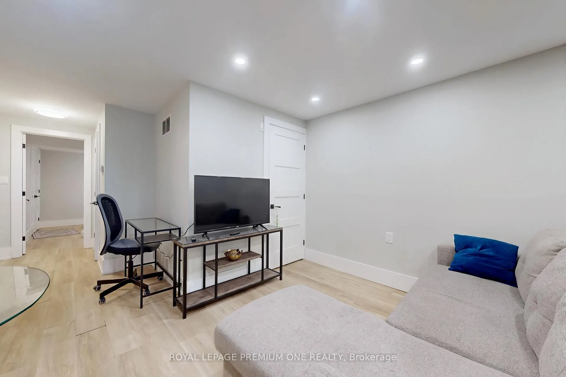 Photo 33 of 223 Manning Avenue, Toronto, Trinity-Bellwoods — HOMEH