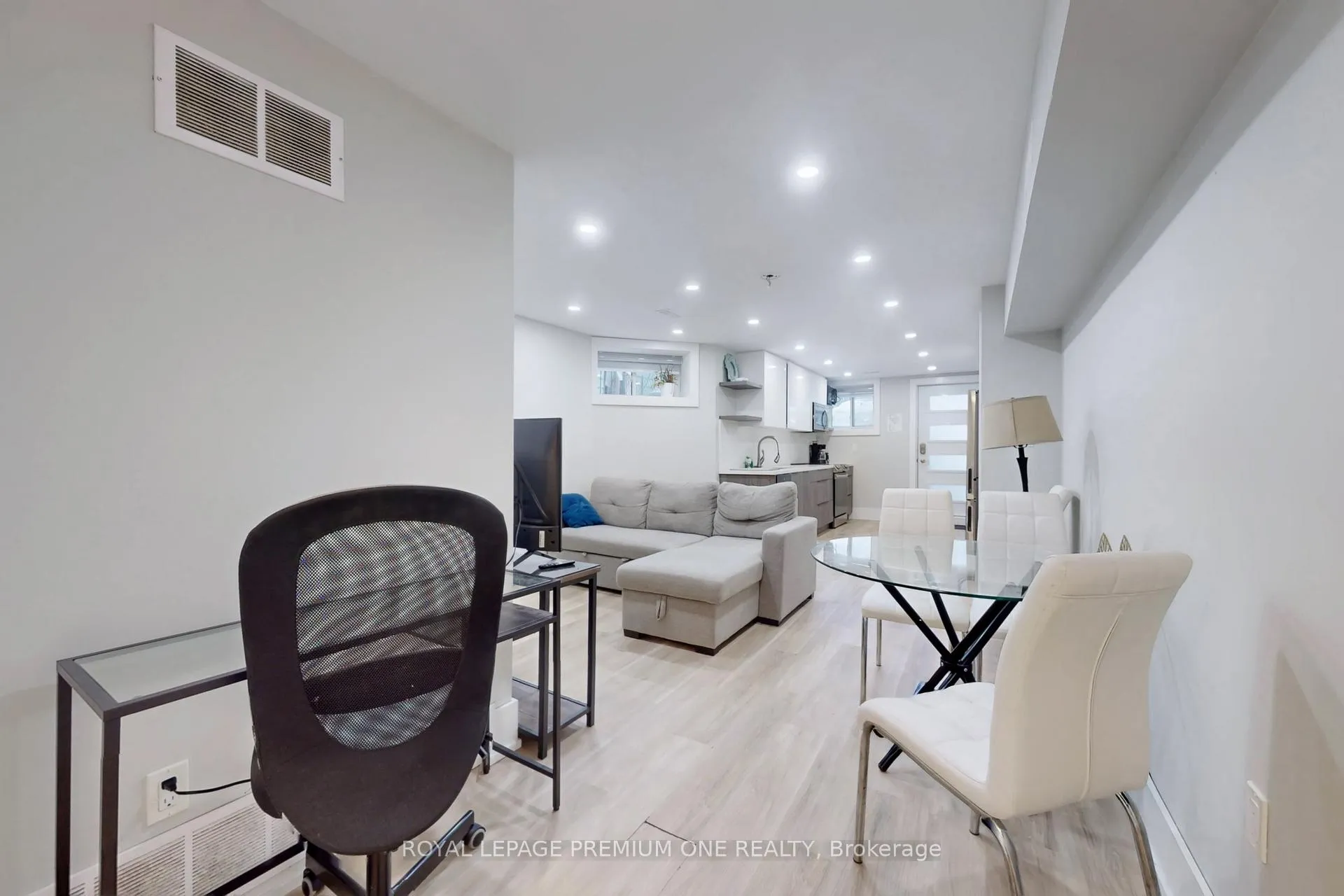 Photo 34 of 223 Manning Avenue, Toronto, Trinity-Bellwoods — HOMEH