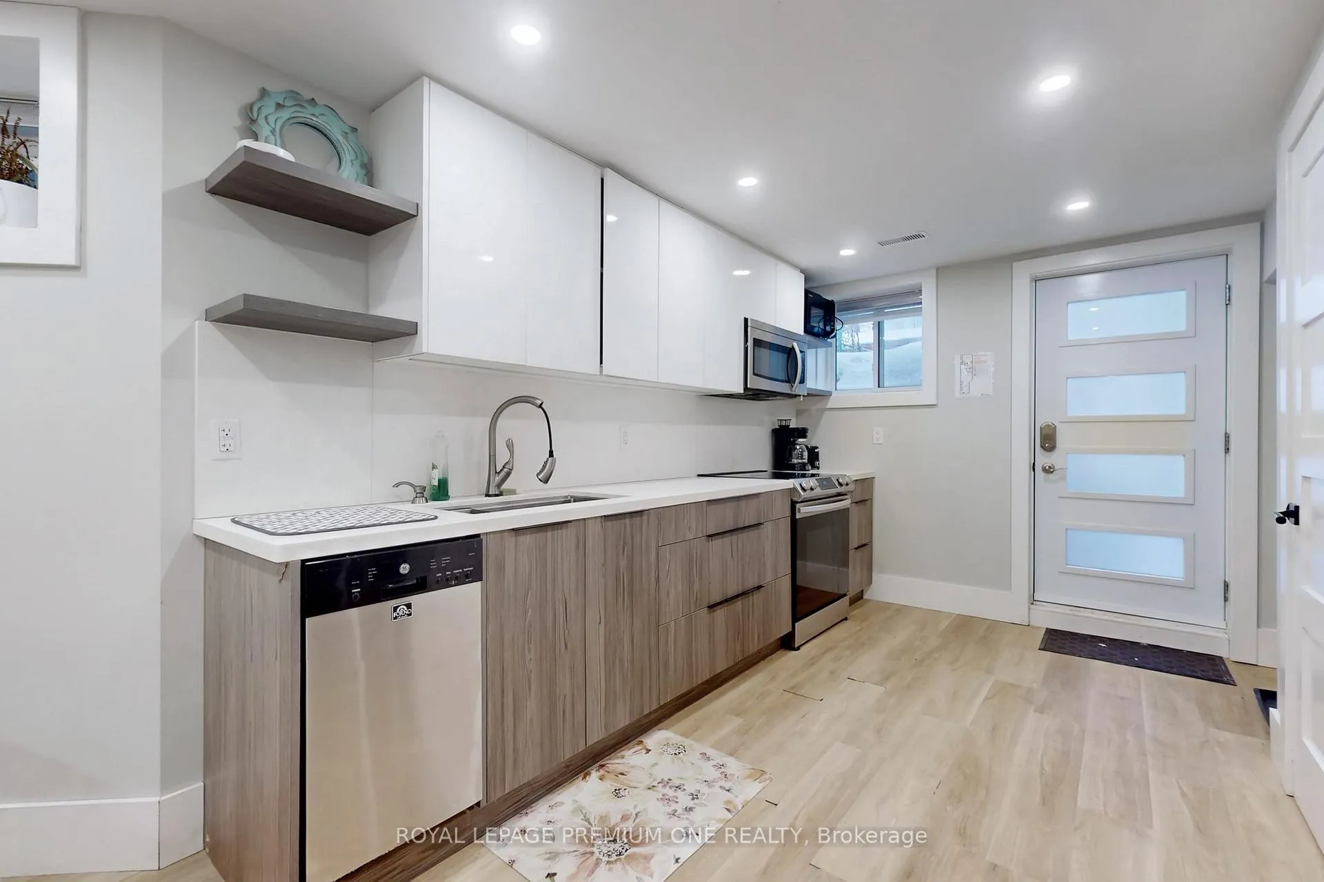 Photo 35 of 223 Manning Avenue, Toronto, Trinity-Bellwoods — HOMEH