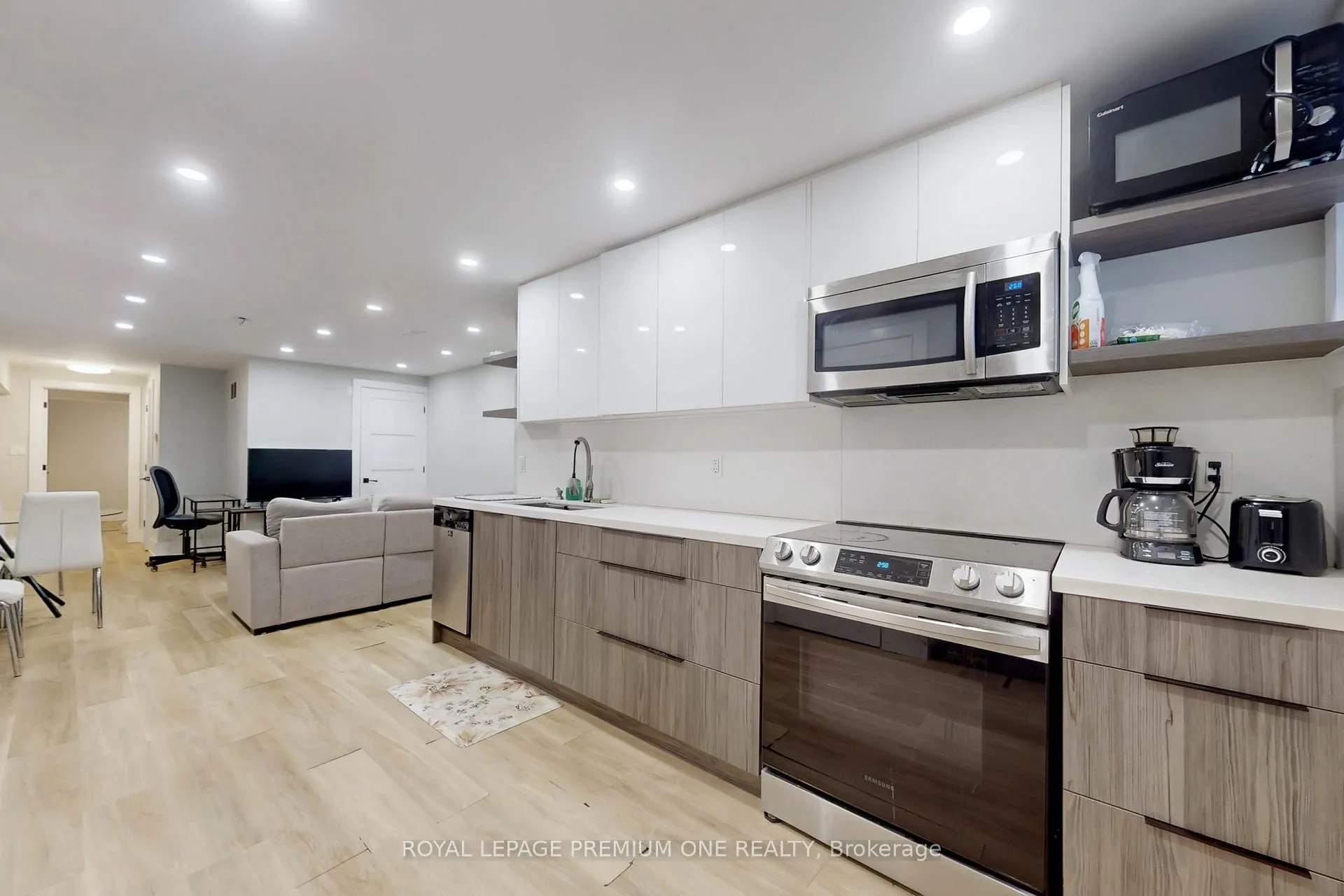 Photo 37 of 223 Manning Avenue, Toronto, Trinity-Bellwoods — HOMEH