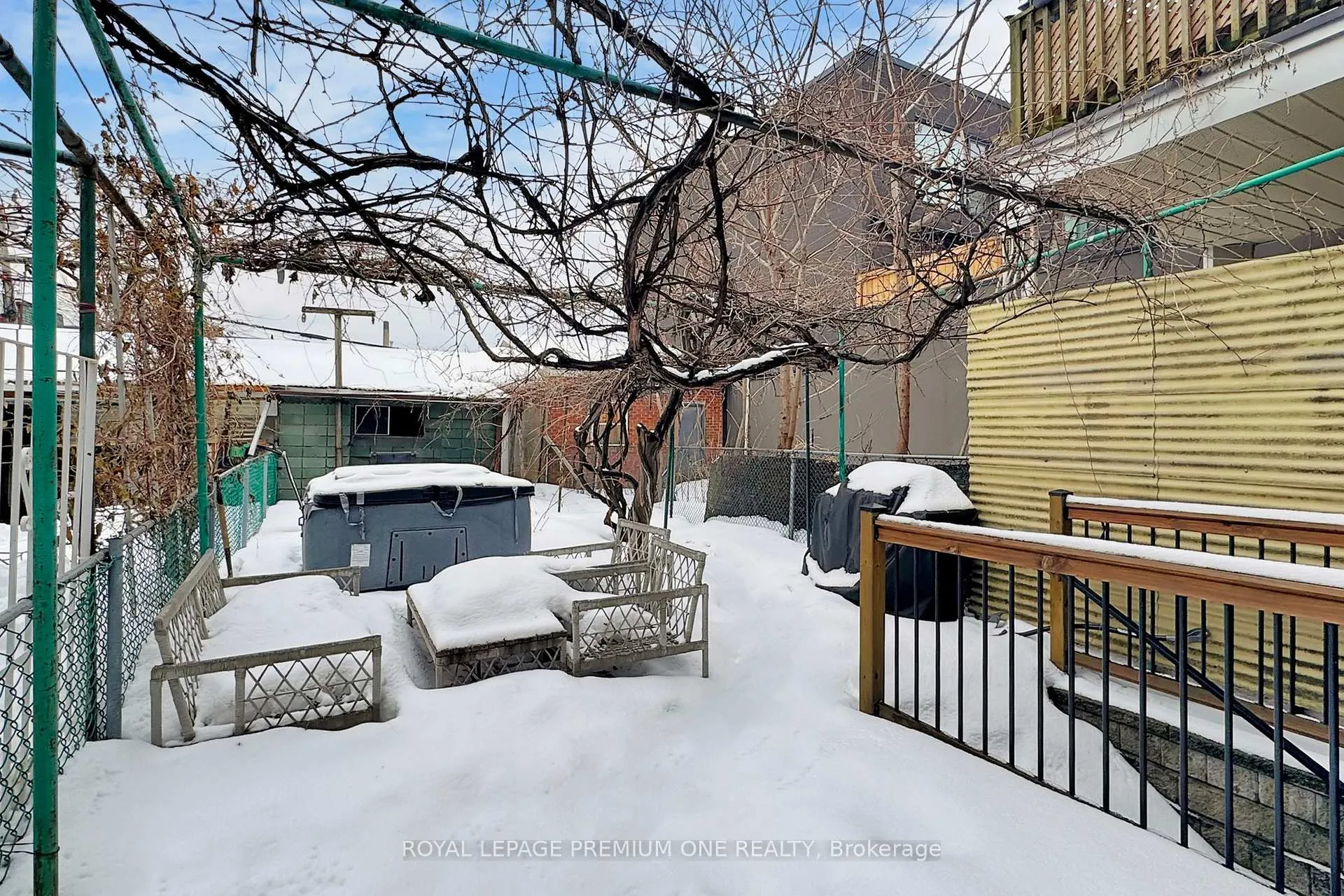 Photo 44 of 223 Manning Avenue, Toronto, Trinity-Bellwoods — HOMEH