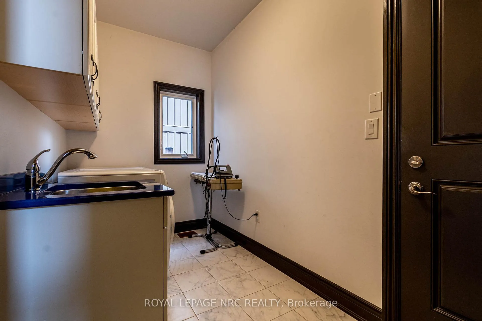 Photo 12 of 4807 Zimmerman Avenue, Niagara Falls, Downtown — HOMEH