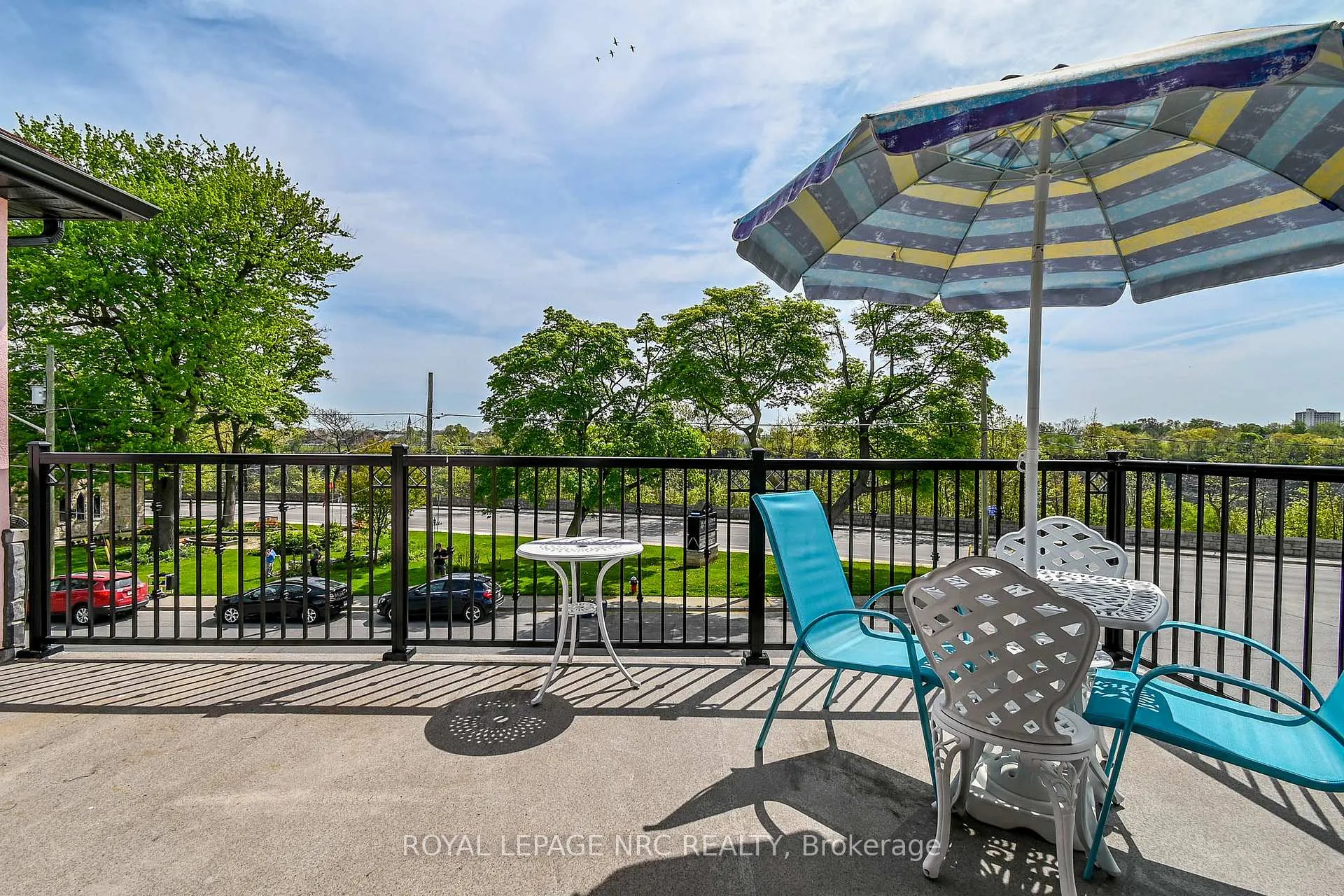 Photo 20 of 4807 Zimmerman Avenue, Niagara Falls, Downtown — HOMEH