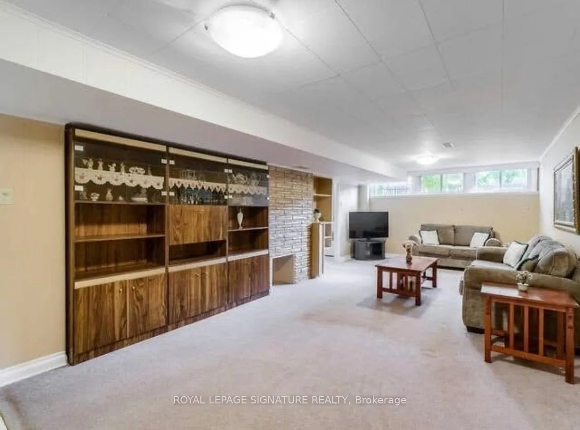 Photo 4 of Unit Basement, 1 Bondhead Place, Etobicoke, Thistletown-Beaumonde Heights — HOMEH