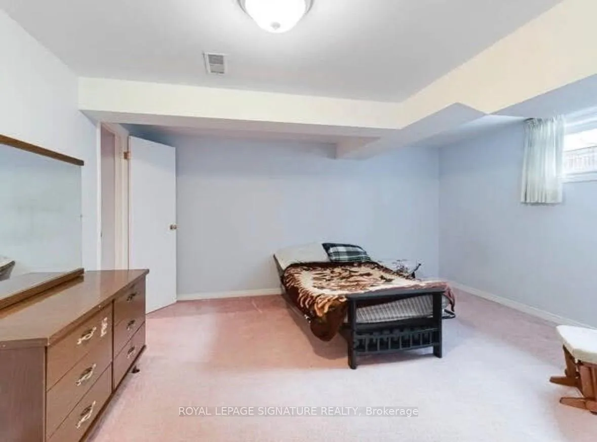 Photo 8 of Unit Basement, 1 Bondhead Place, Etobicoke, Thistletown-Beaumonde Heights — HOMEH