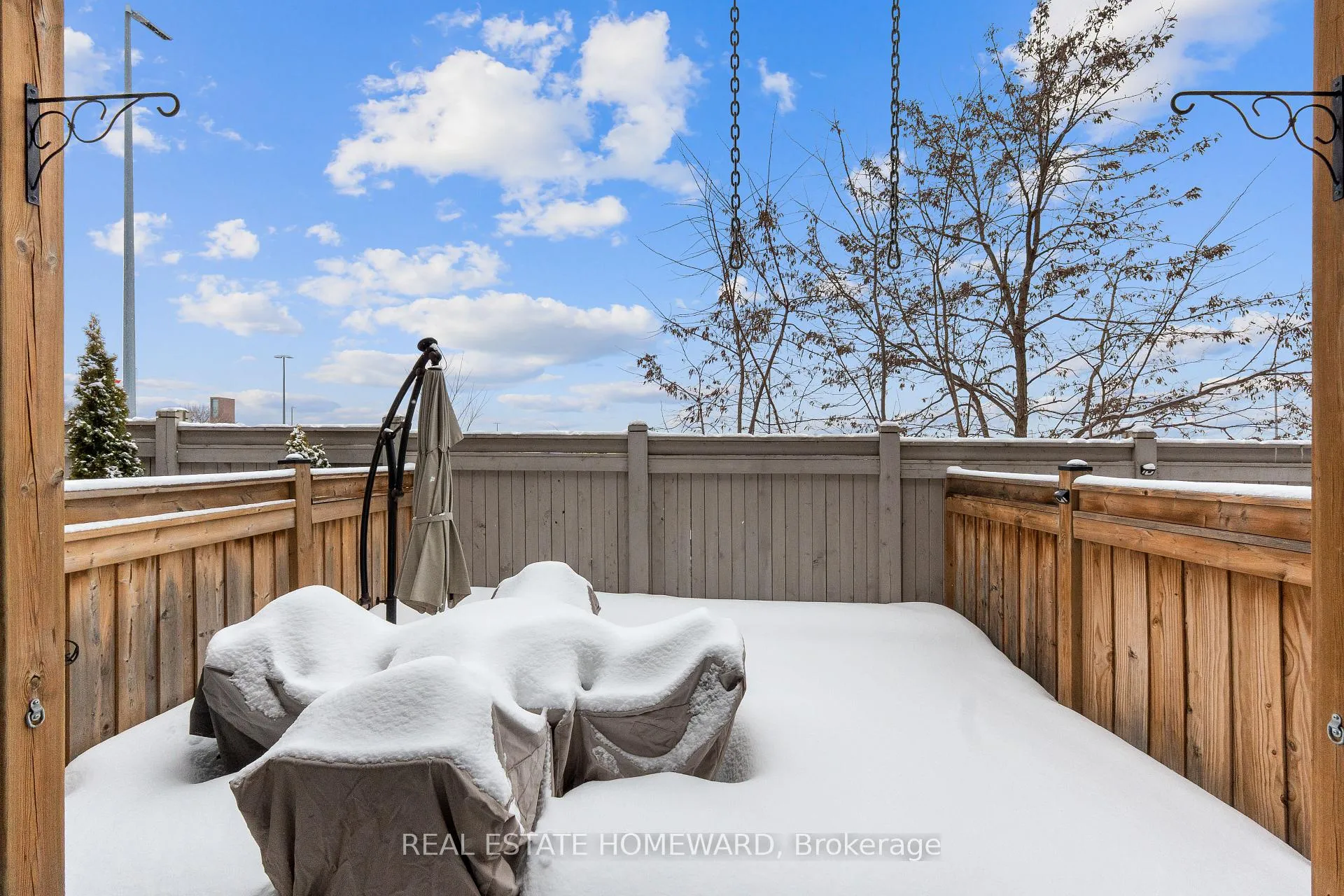 Photo 33 of 89 Glenngarry Crescent, Vaughan, Rural Vaughan — HOMEH