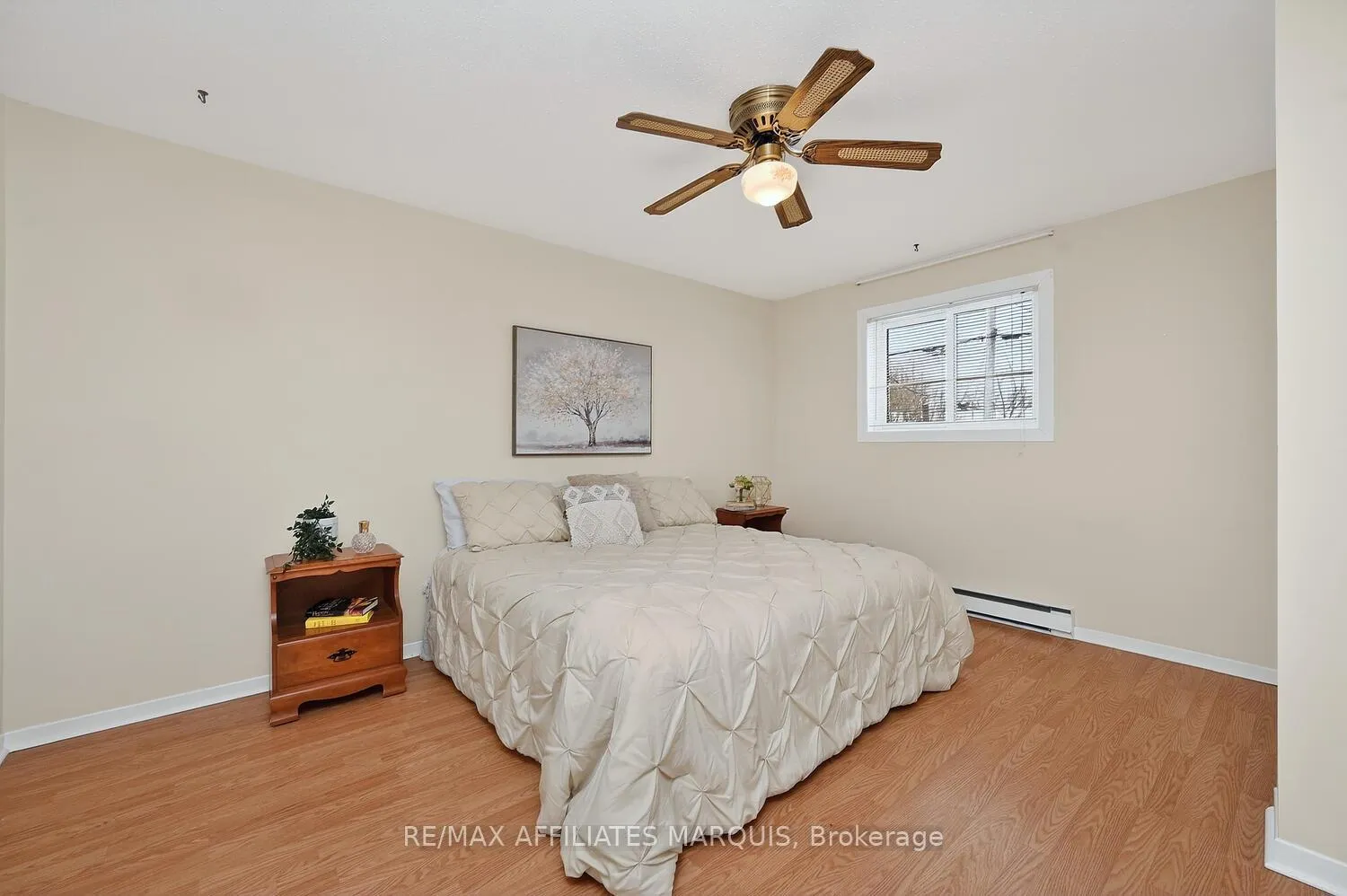 Photo 22 of 228 Brockville Street, Smiths Falls — HOMEH