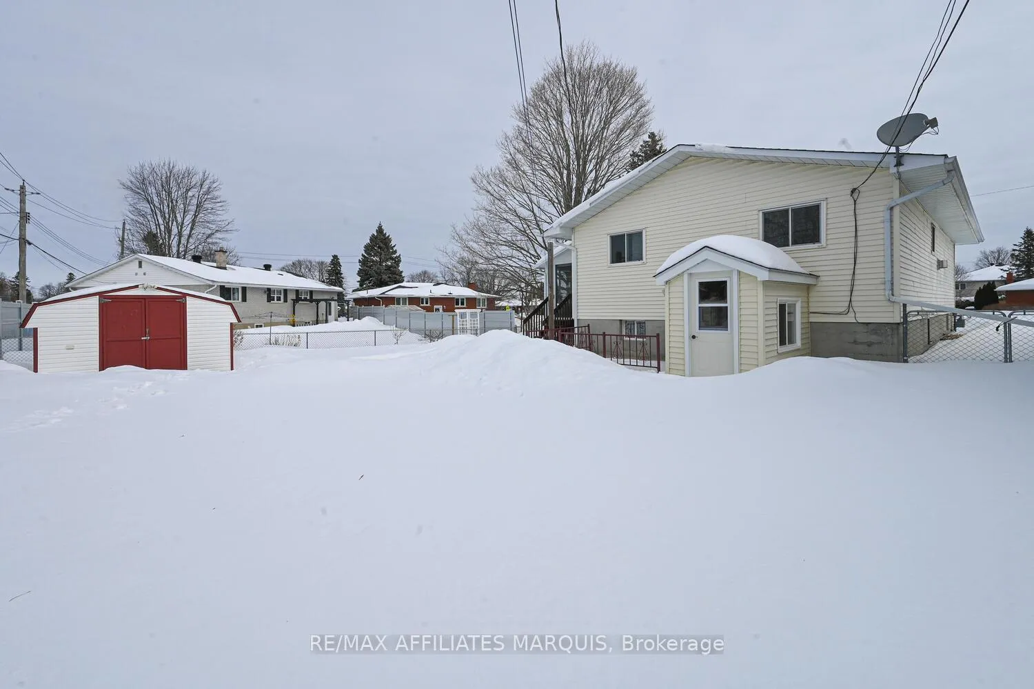 Photo 47 of 228 Brockville Street, Smiths Falls — HOMEH