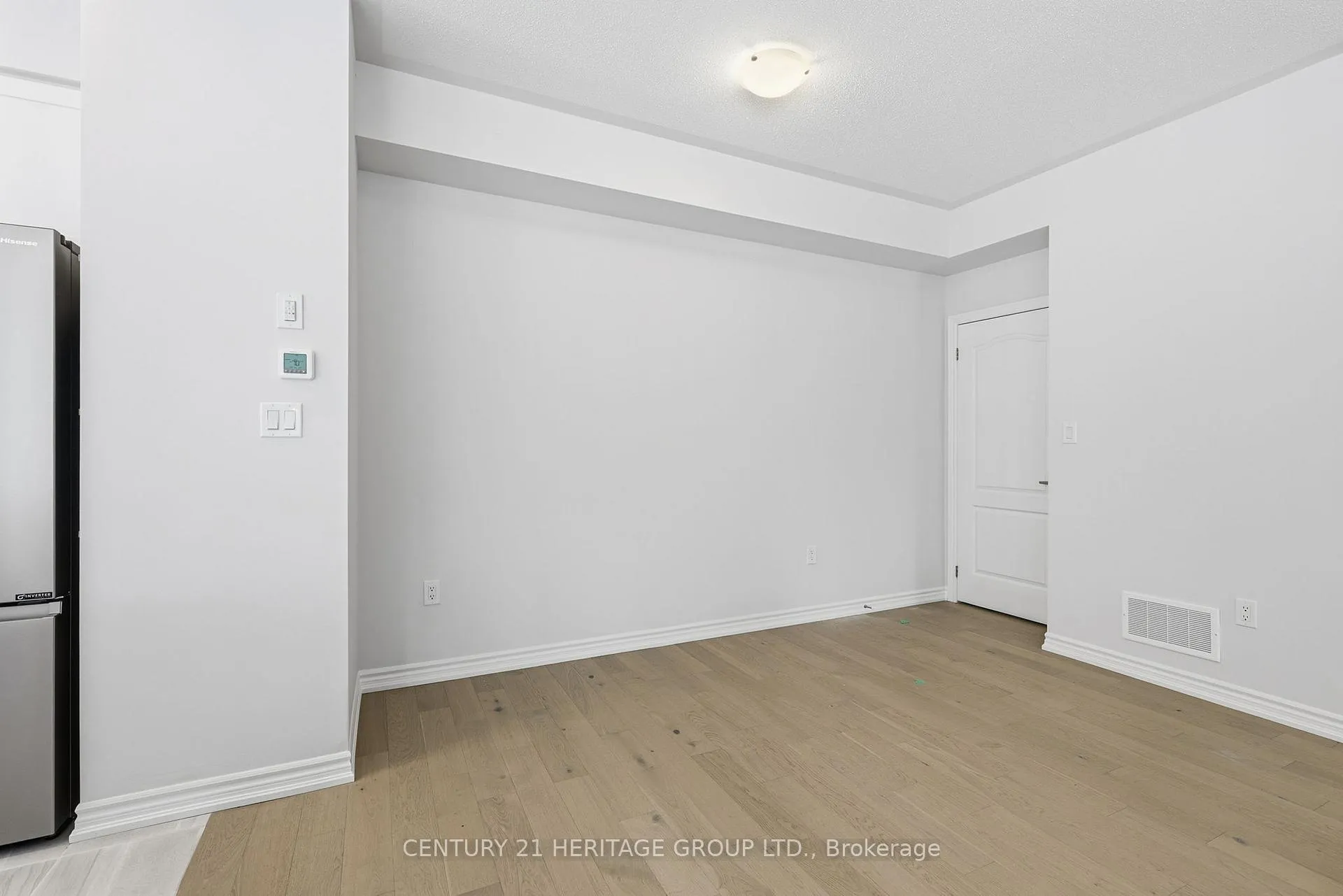 Photo 12 of 8 Scotia Road, Georgina, Sutton & Jackson's Point — HOMEH