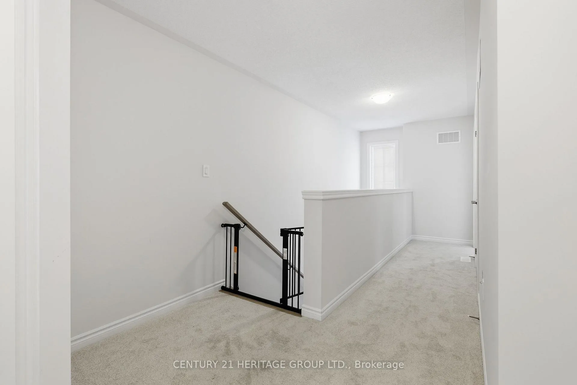 Photo 15 of 8 Scotia Road, Georgina, Sutton & Jackson's Point — HOMEH