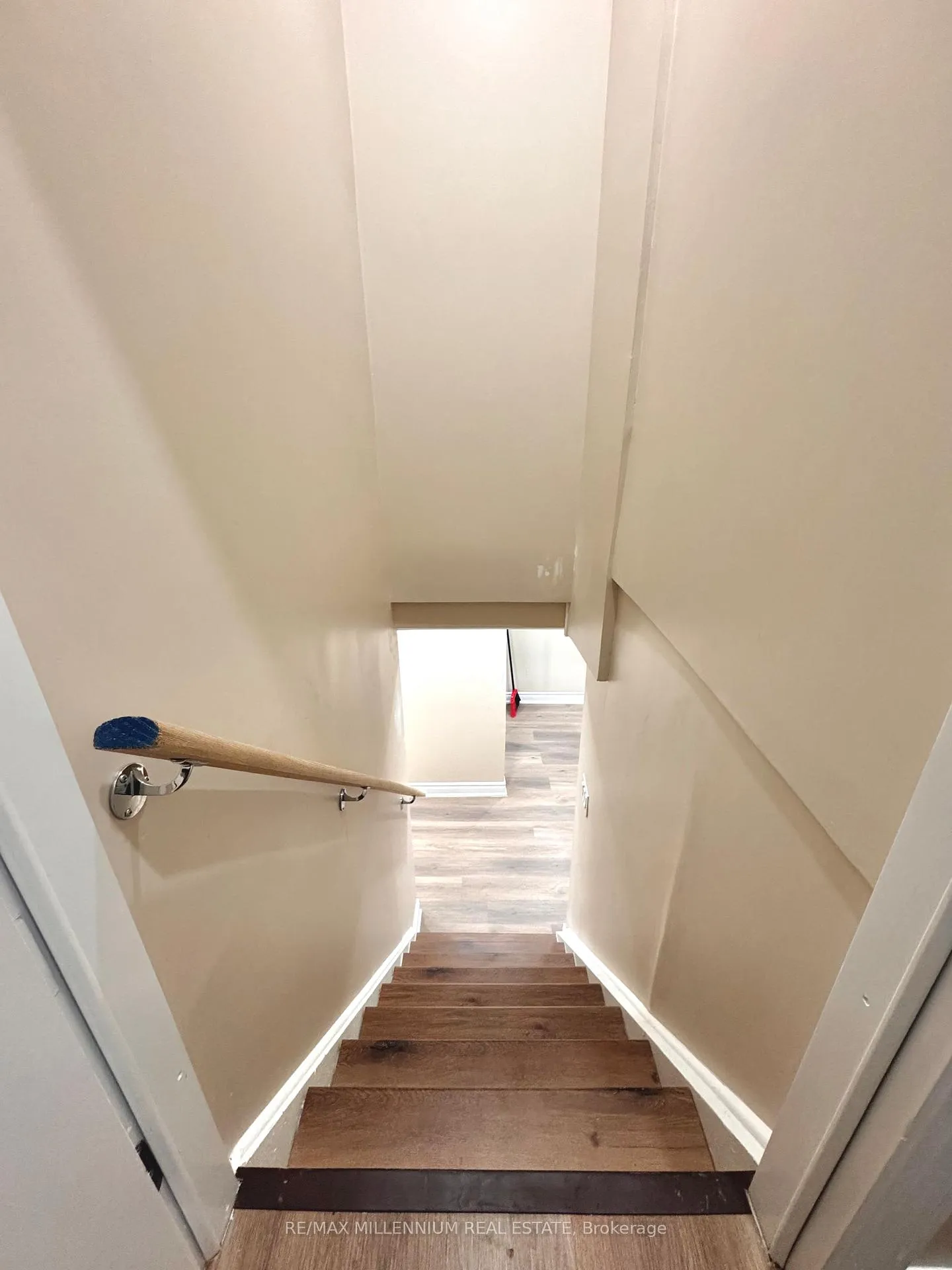 Photo 13 of 59 Crawford Drive, Brampton, Madoc — HOMEH