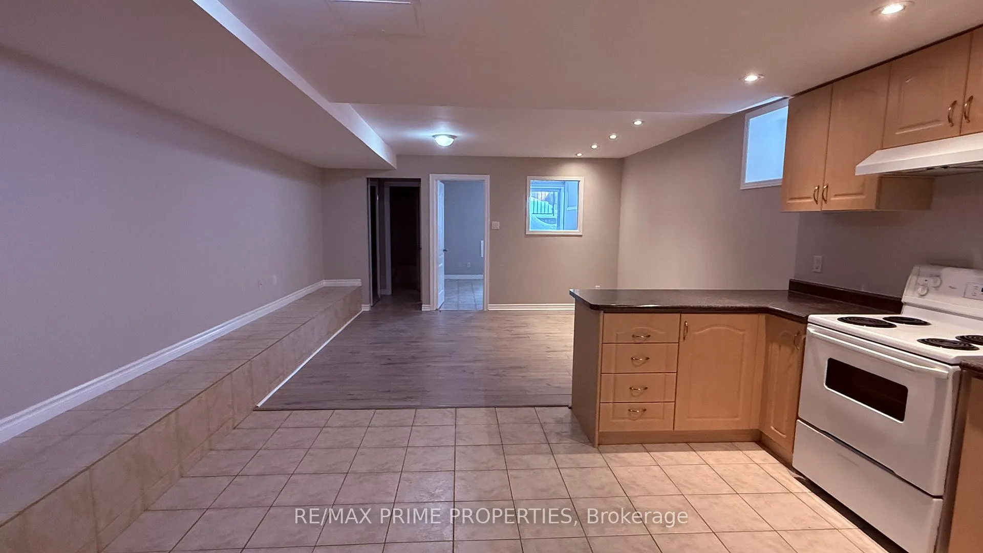 Photo 5 of Unit Basement, 168 Highbourne Road, Toronto, Yonge-Eglinton — HOMEH