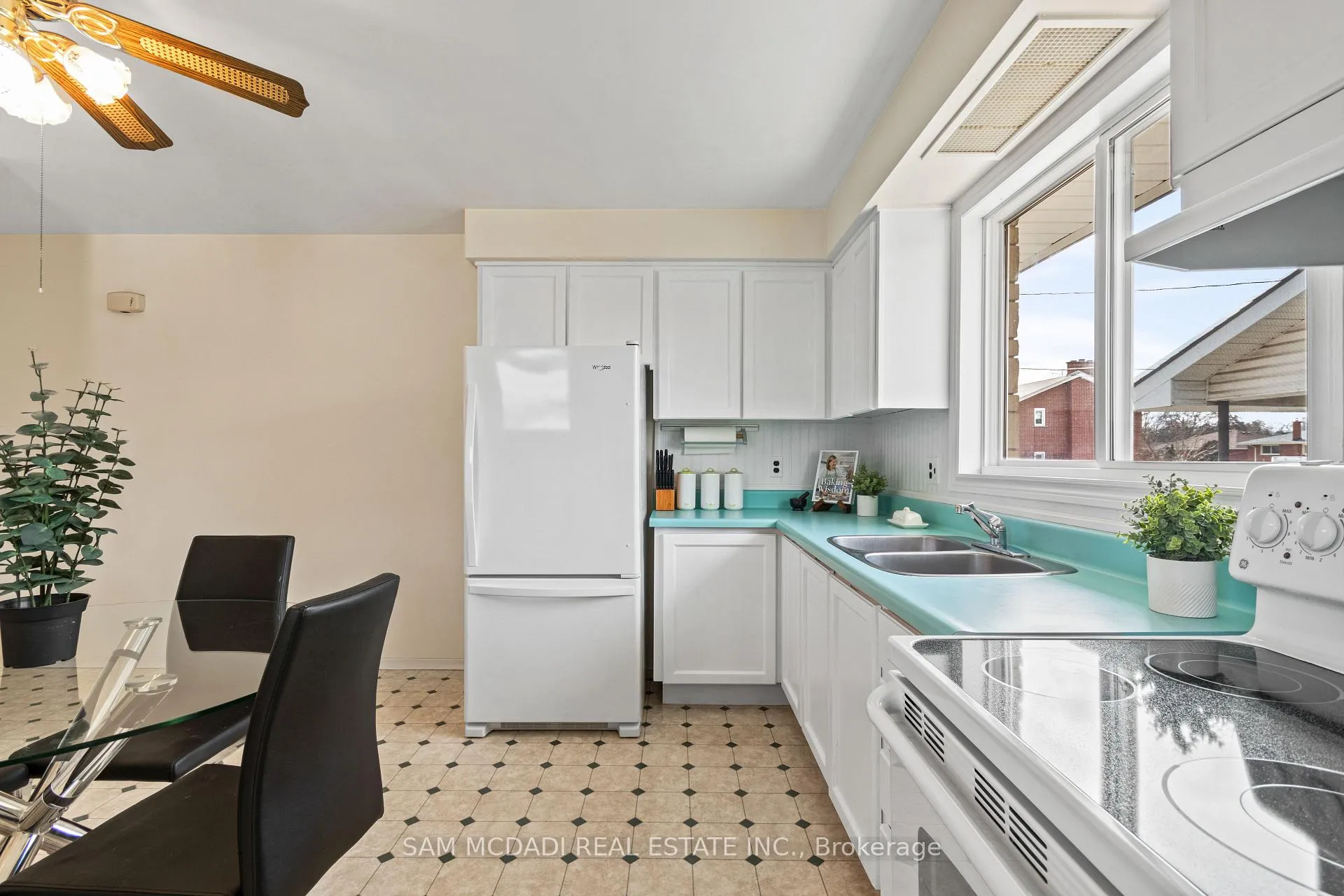 Photo 13 of 19 Secord Drive, Hamilton, Corman — HOMEH