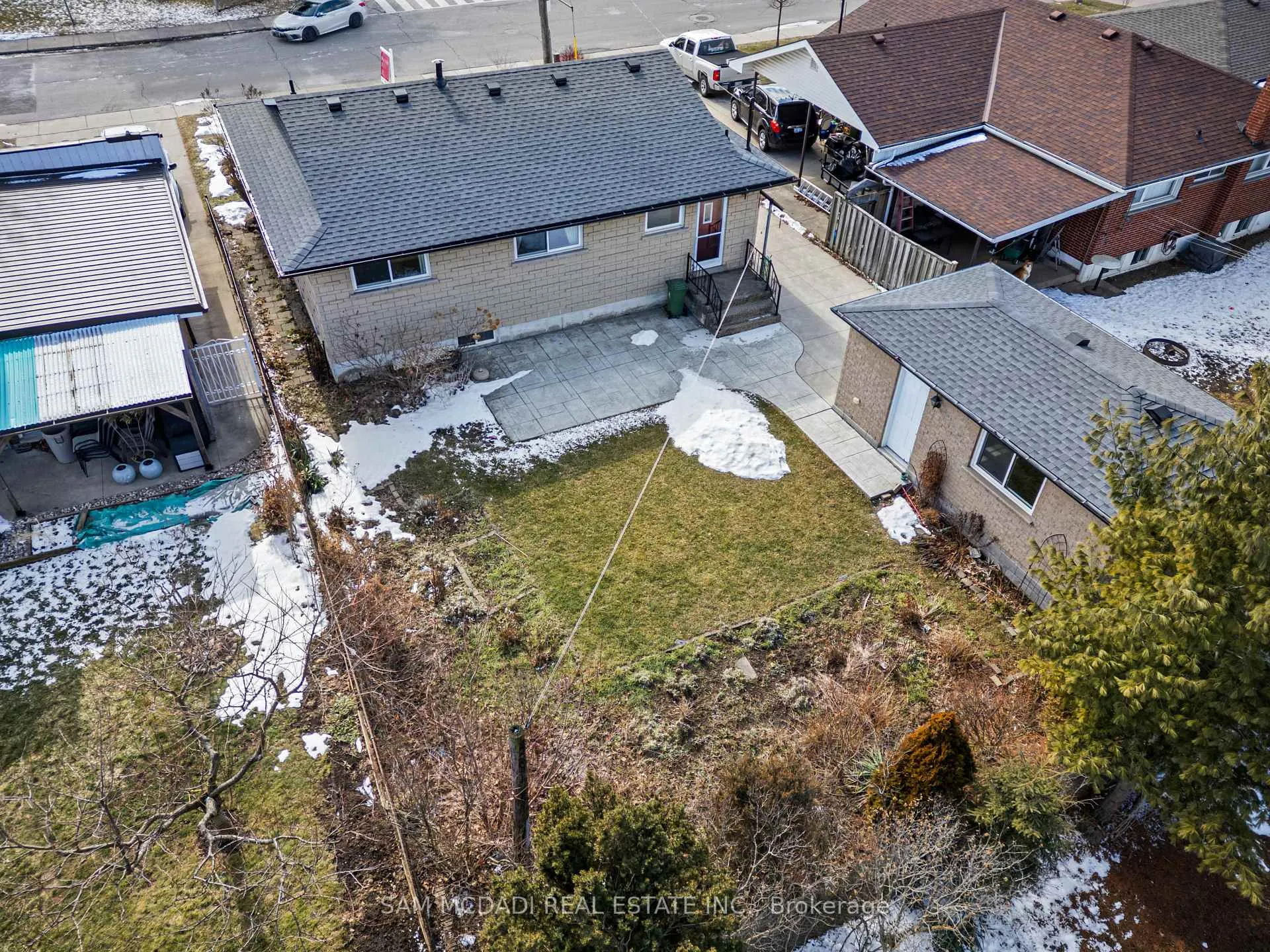 Photo 26 of 19 Secord Drive, Hamilton, Corman — HOMEH