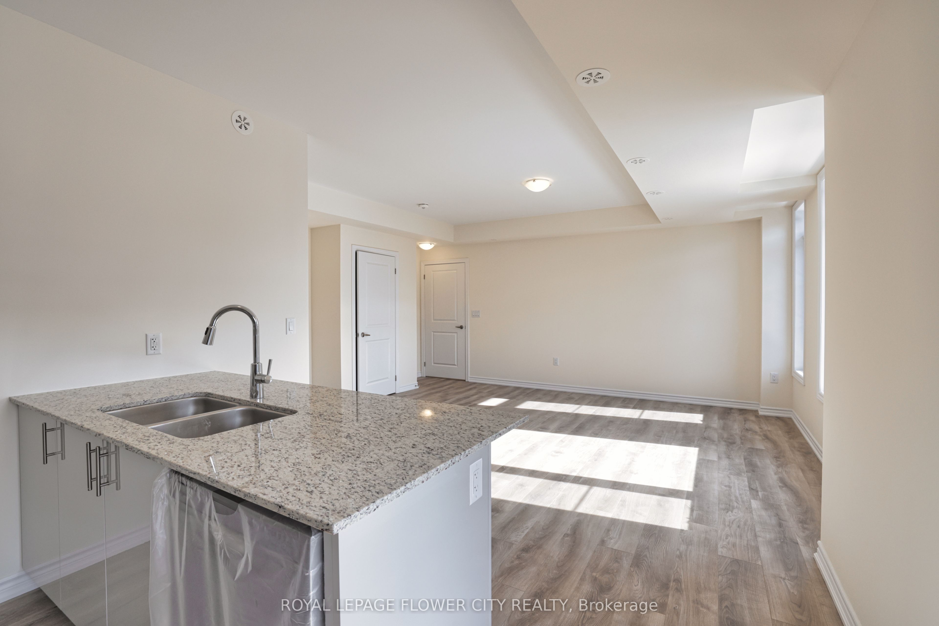 Photo 29 of 171 Petch Avenue E, Caledon, Rural Caledon — HOMEH
