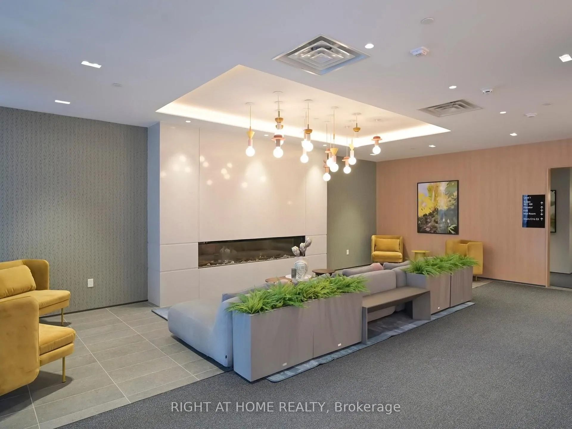 Photo 2 of Unit 711, 750 Whitlock Avenue, Milton, Cobban — HOMEH