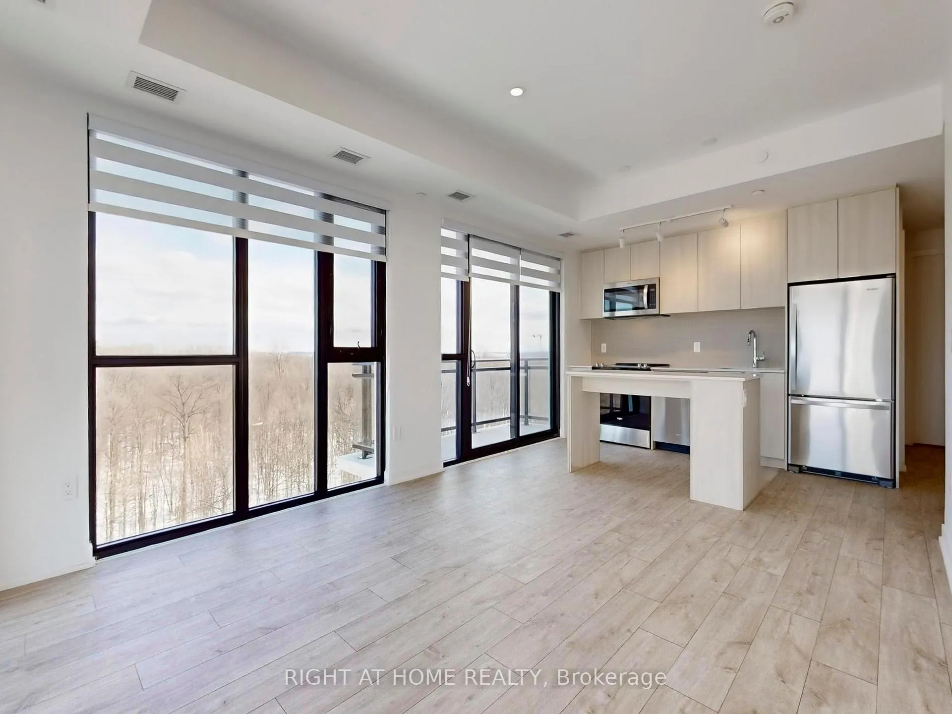 Photo 10 of Unit 711, 750 Whitlock Avenue, Milton, Cobban — HOMEH
