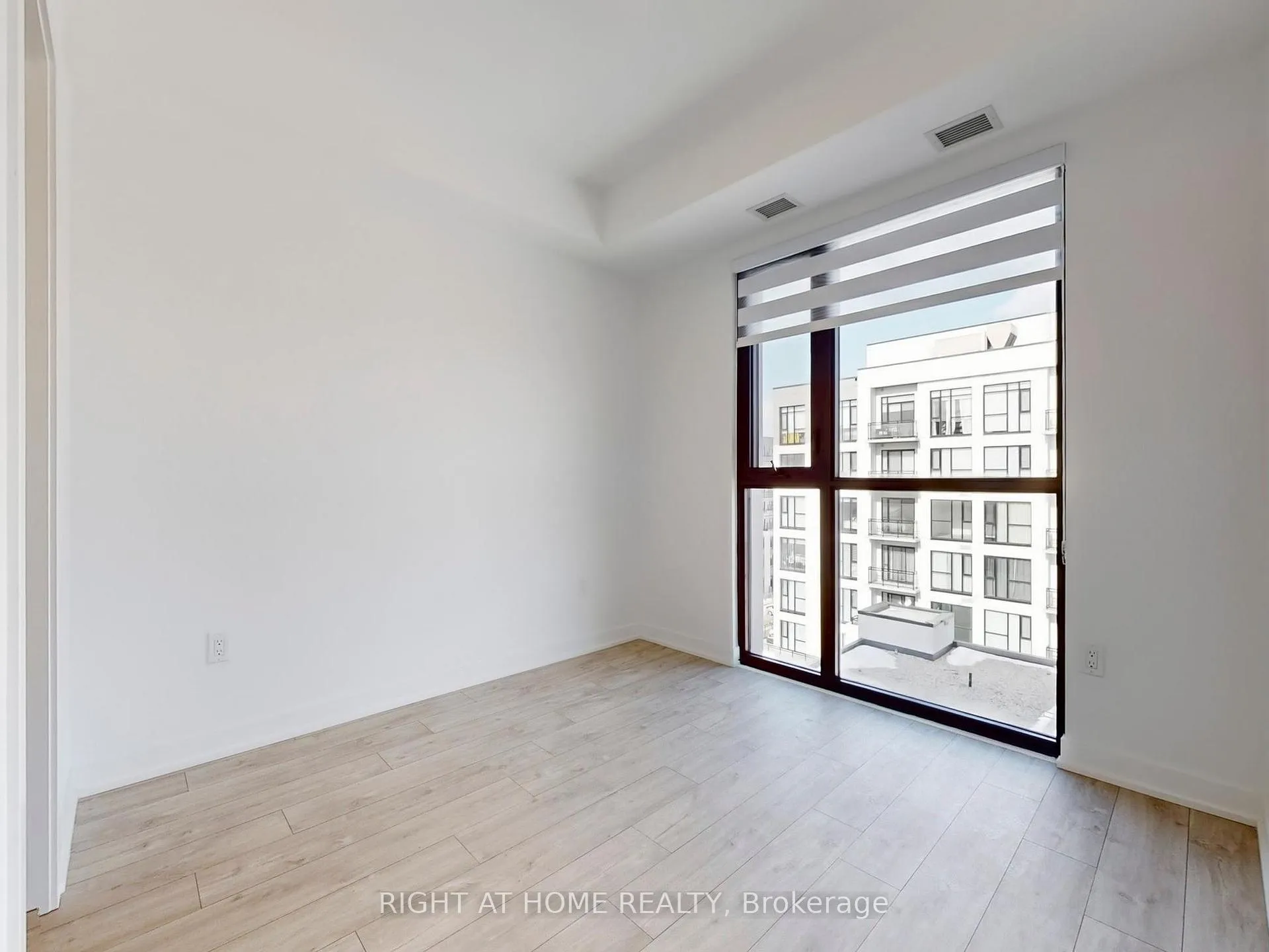 Photo 12 of Unit 711, 750 Whitlock Avenue, Milton, Cobban — HOMEH