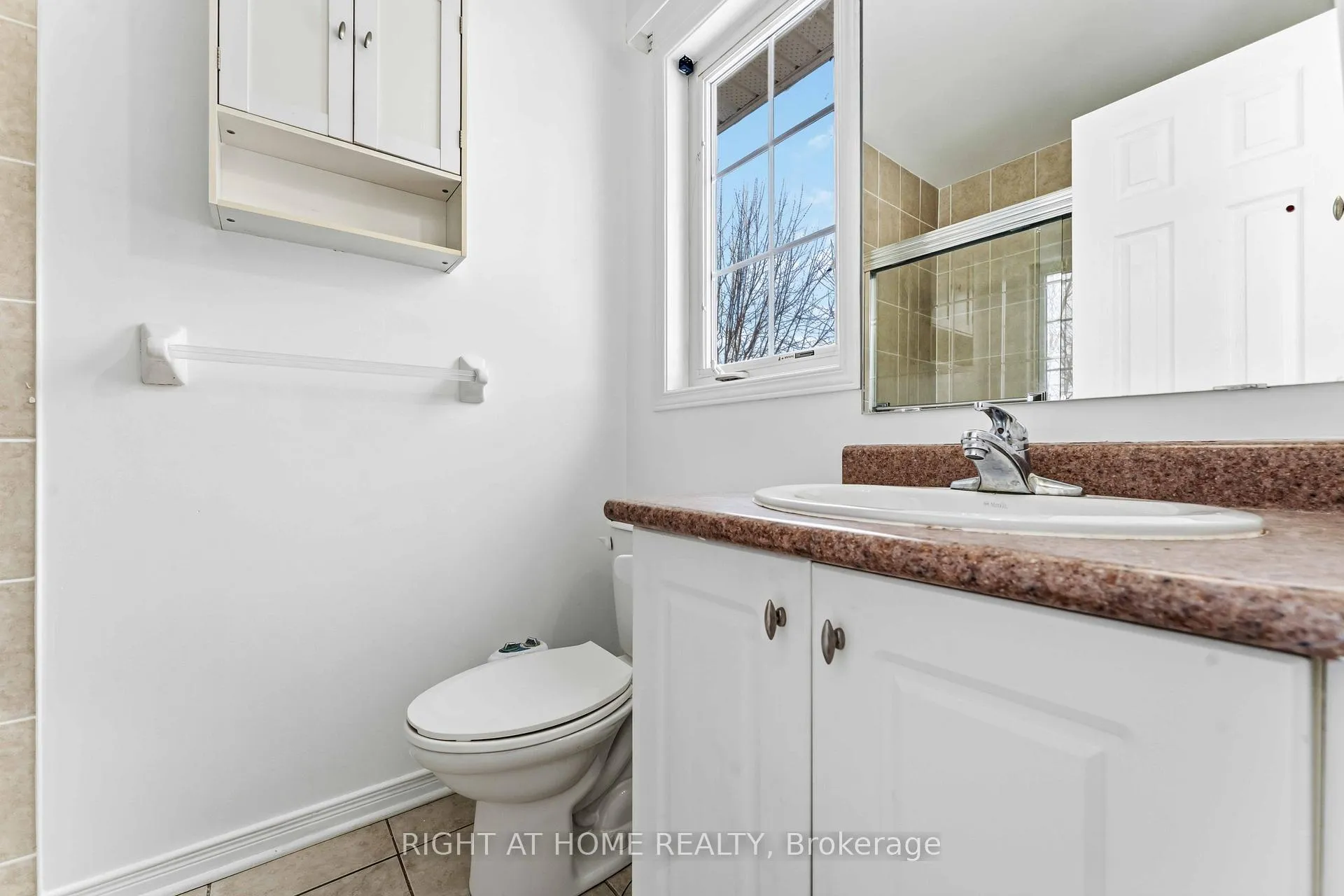 Photo 17 of 994 Klondike Road, Ottawa, Kanata - Morgan's Grant/South March — HOMEH