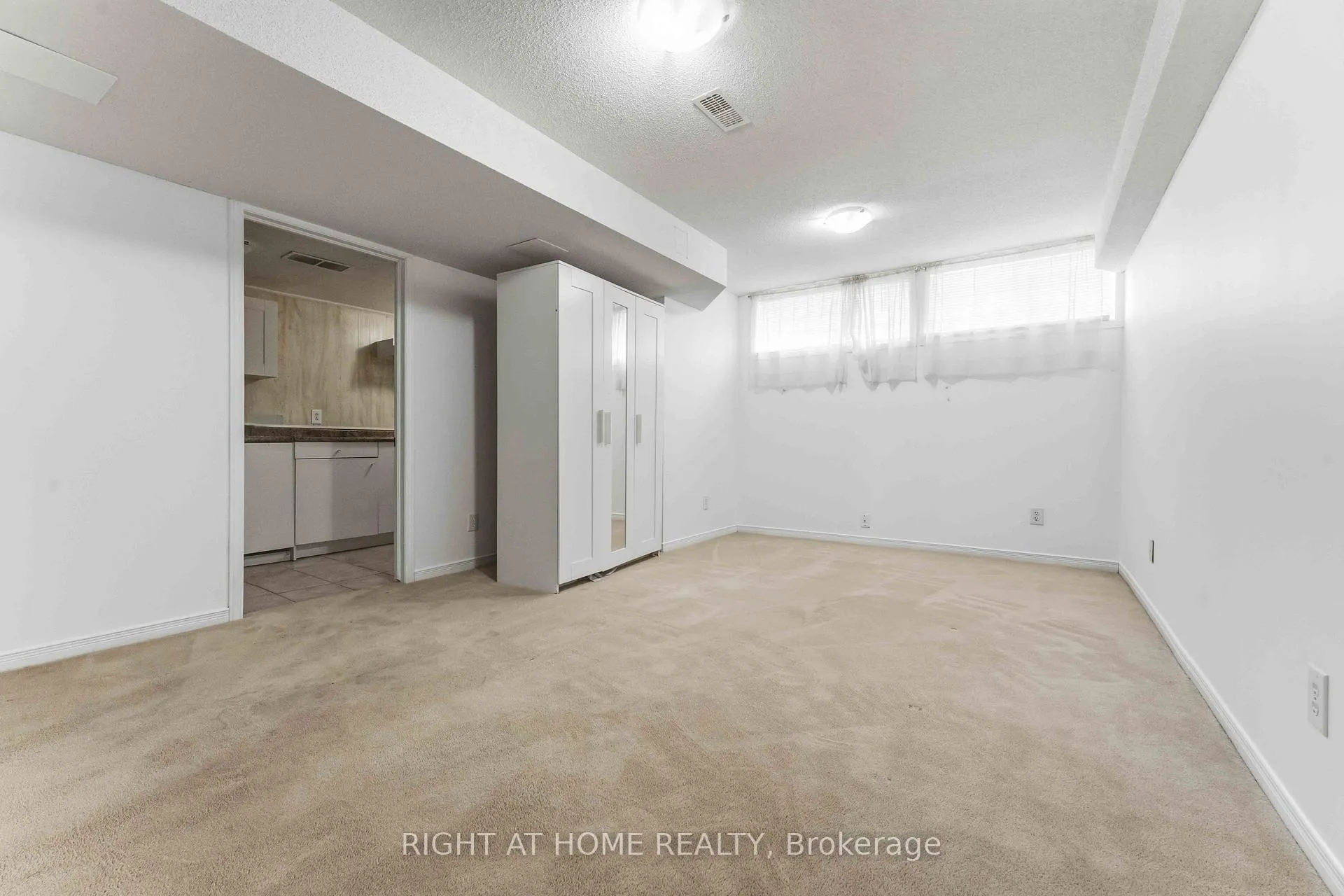 Photo 28 of 994 Klondike Road, Ottawa, Kanata - Morgan's Grant/South March — HOMEH