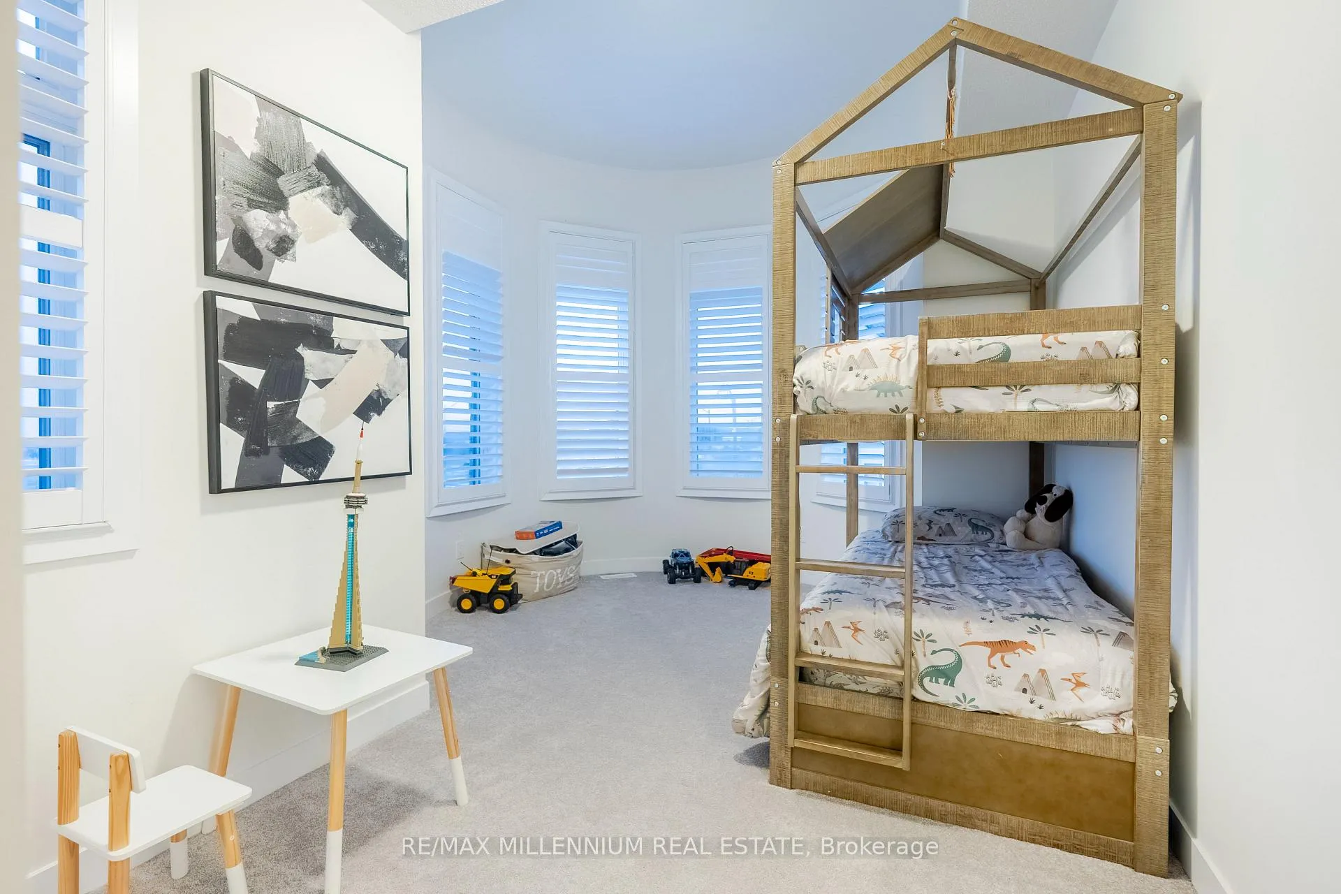 Photo 3 of 1011 Dyas Avenue, Oshawa, Kedron — HOMEH