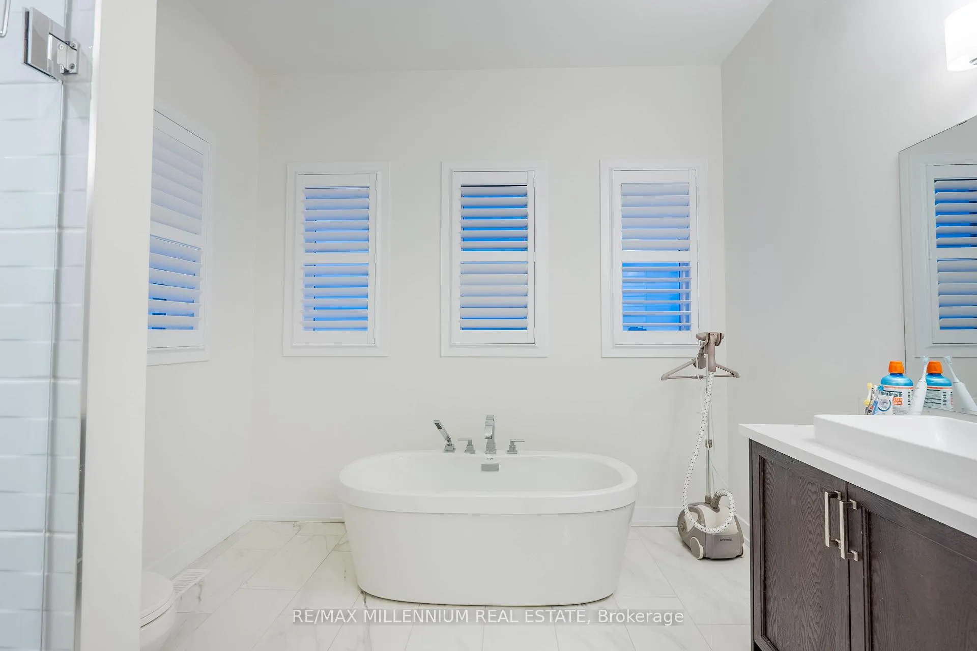 Photo 20 of 1011 Dyas Avenue, Oshawa, Kedron — HOMEH