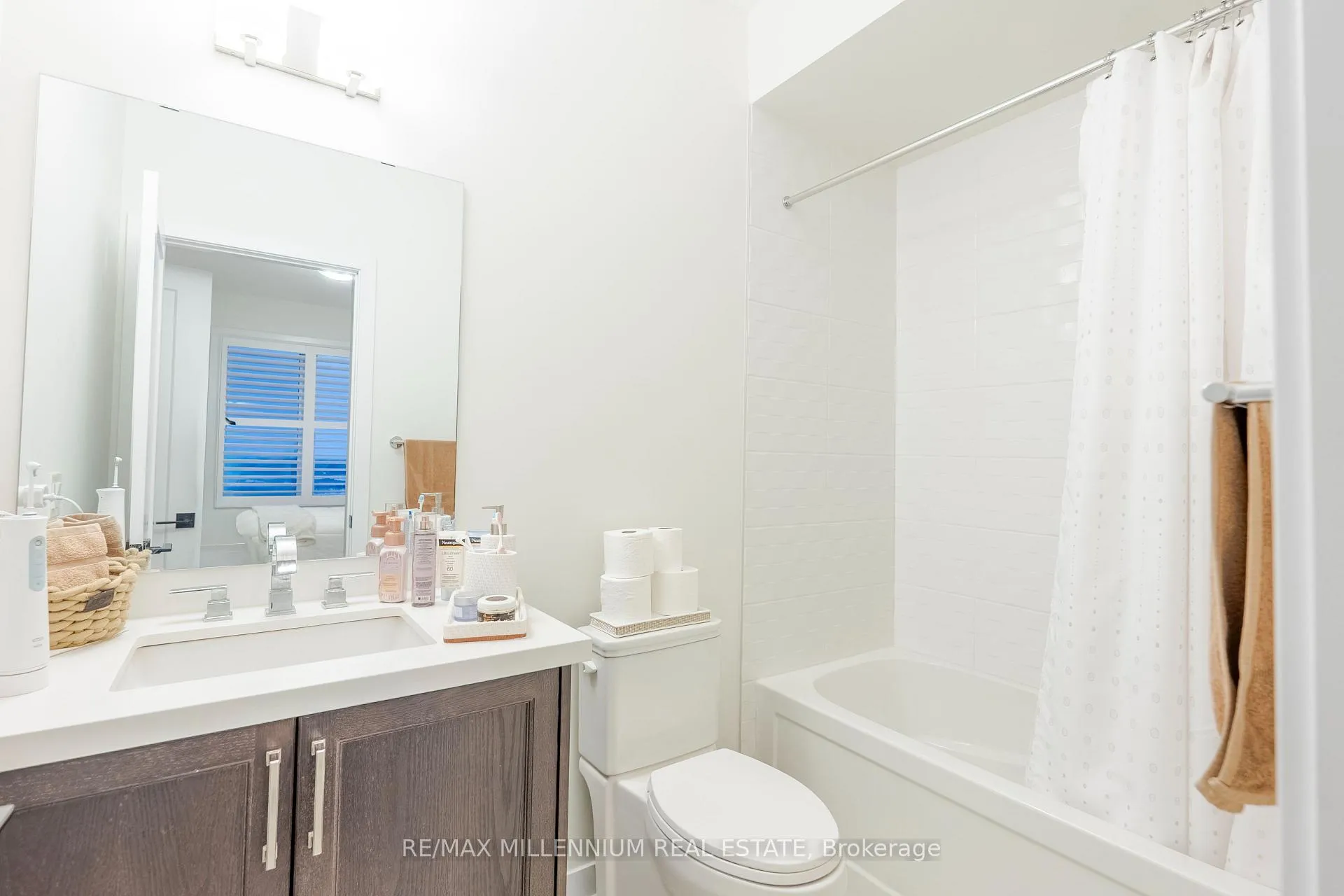Photo 22 of 1011 Dyas Avenue, Oshawa, Kedron — HOMEH
