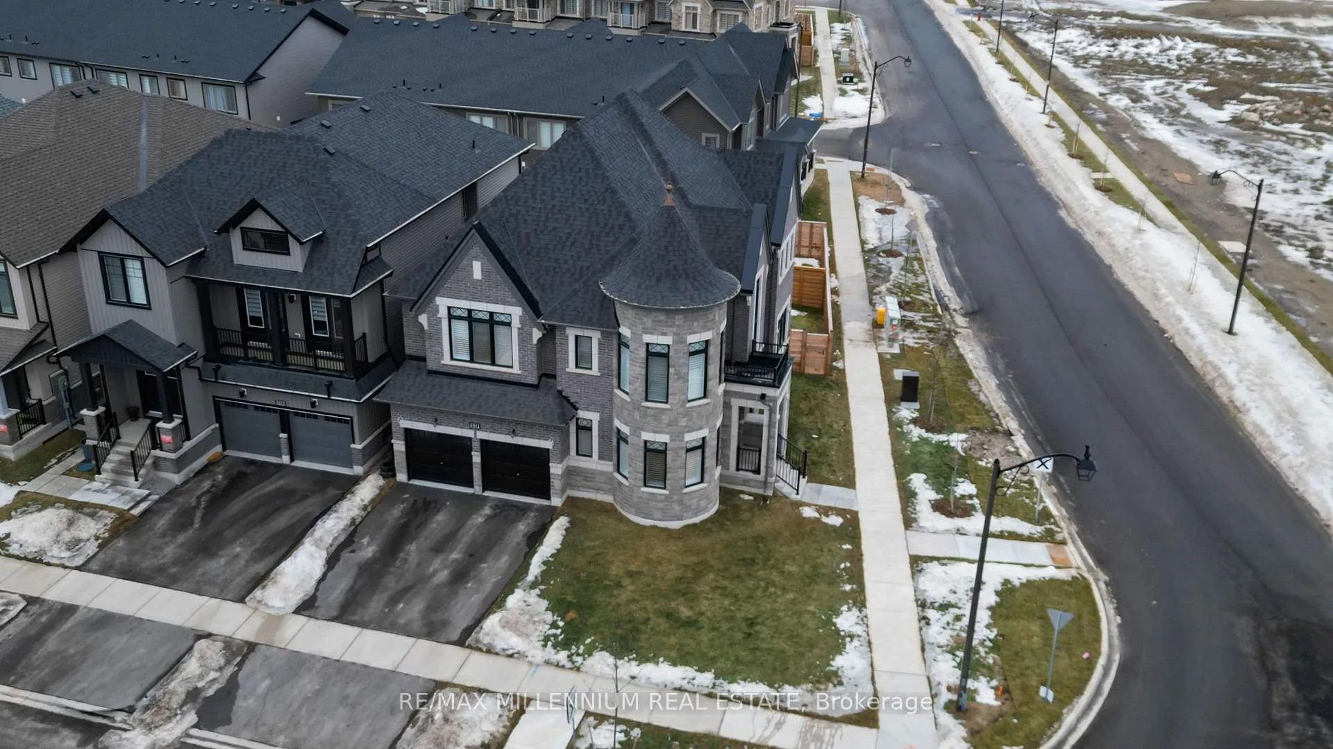 Photo 46 of 1011 Dyas Avenue, Oshawa, Kedron — HOMEH