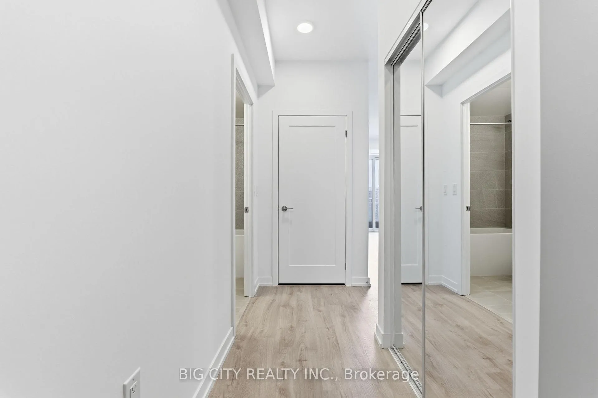 Photo 2 of Unit 1508, 9751 Markham Road, Markham, Greensborough — HOMEH