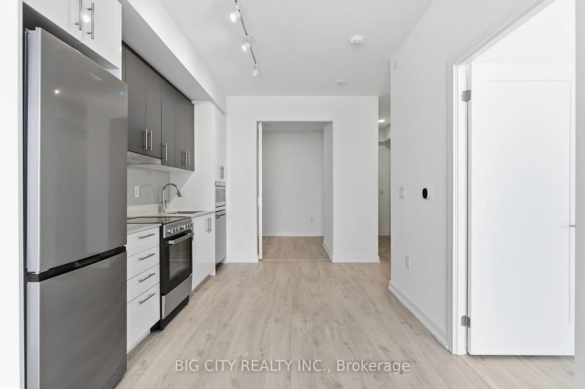 Photo 6 of Unit 1508, 9751 Markham Road, Markham, Greensborough — HOMEH