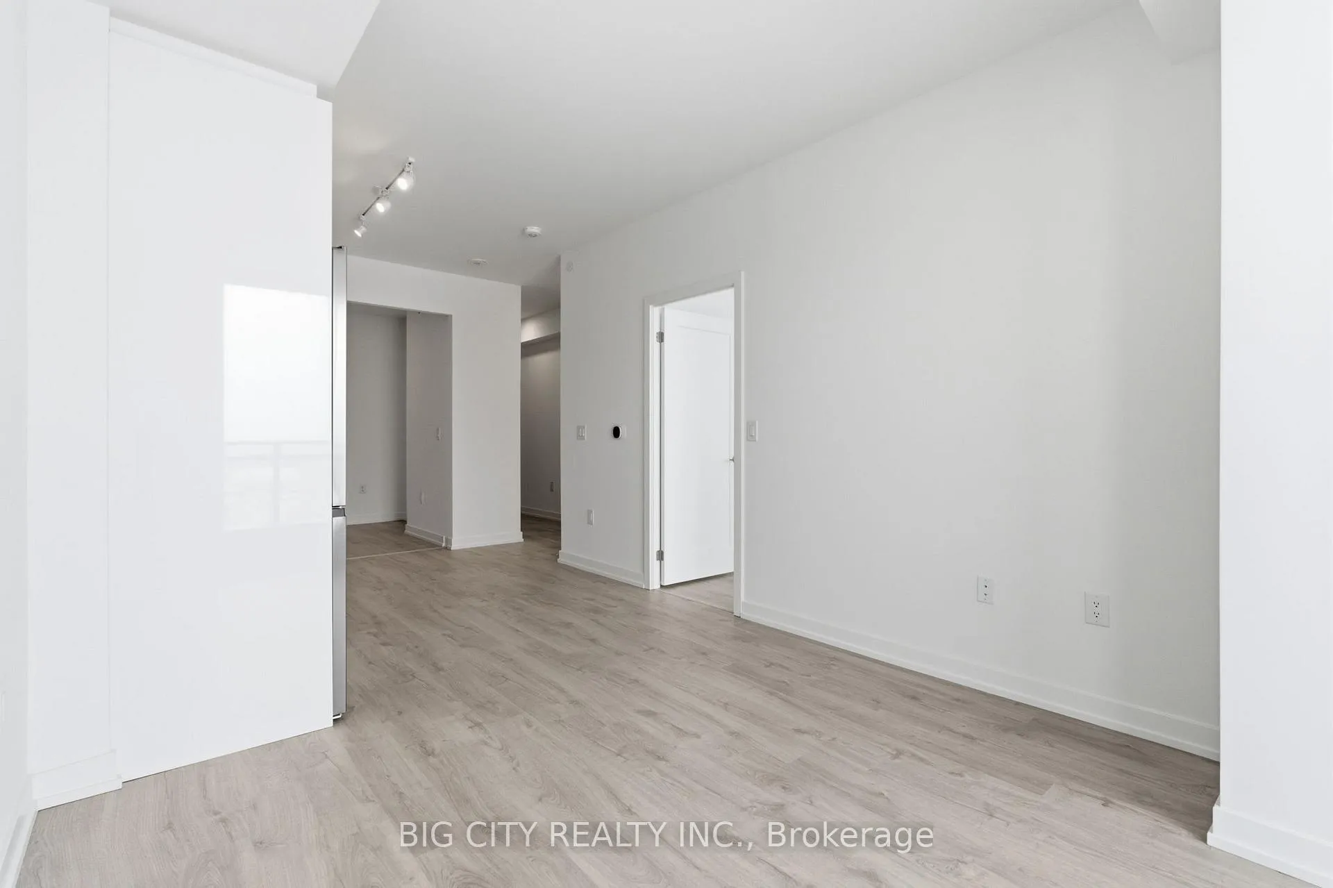 Photo 11 of Unit 1508, 9751 Markham Road, Markham, Greensborough — HOMEH