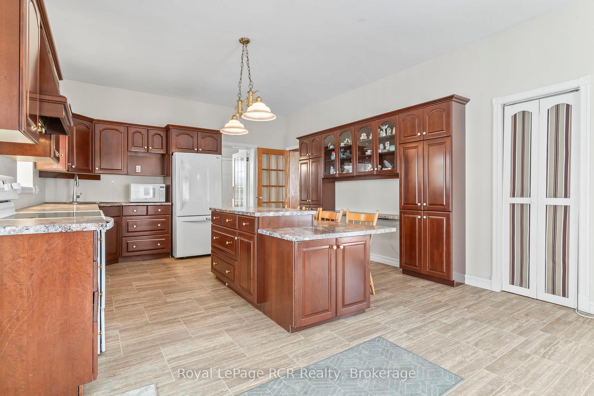 Photo 13 of 559 10th Avenue, Hanover — HOMEH