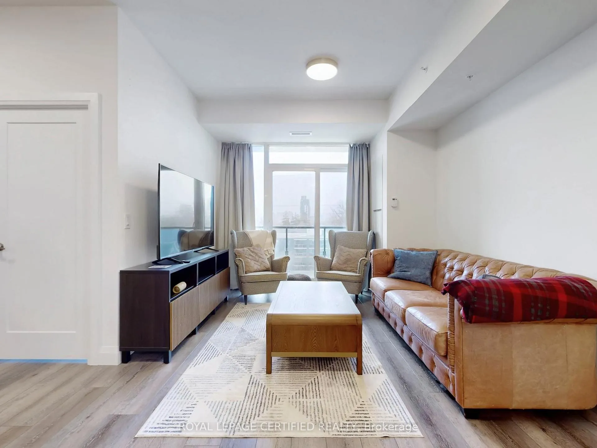 Photo 12 of Unit 604, 500 Brock Avenue, Burlington, Brant — HOMEH