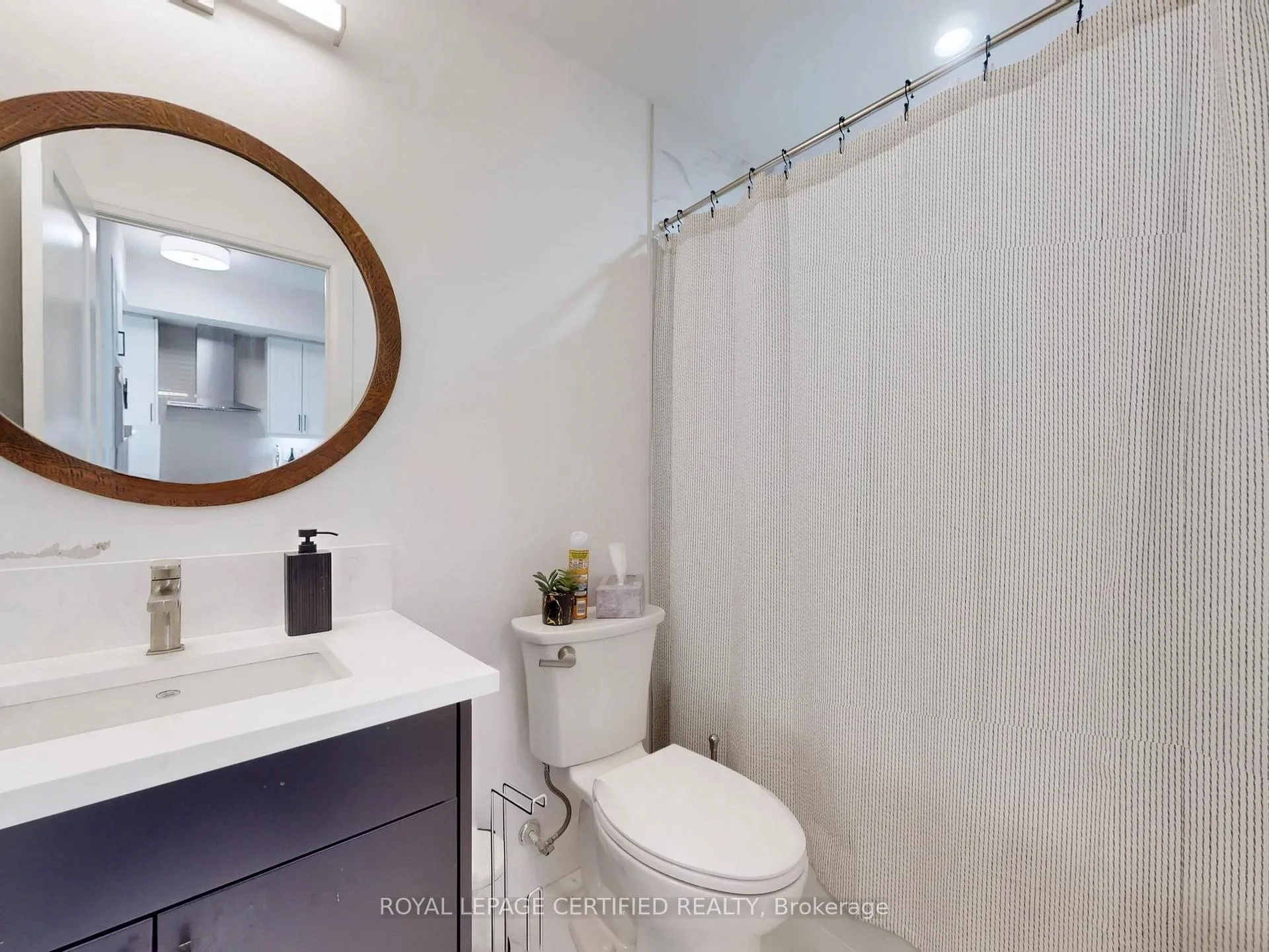 Photo 19 of Unit 604, 500 Brock Avenue, Burlington, Brant — HOMEH