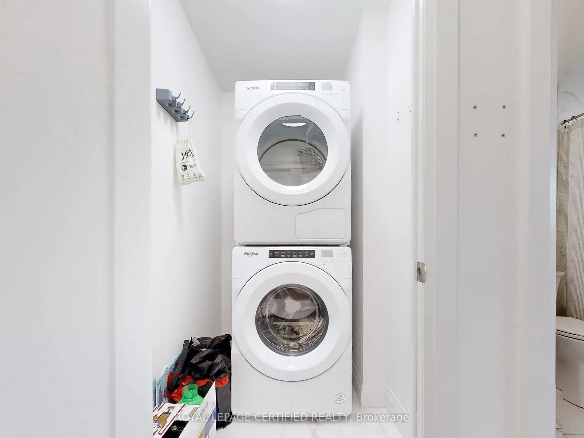 Photo 21 of Unit 604, 500 Brock Avenue, Burlington, Brant — HOMEH