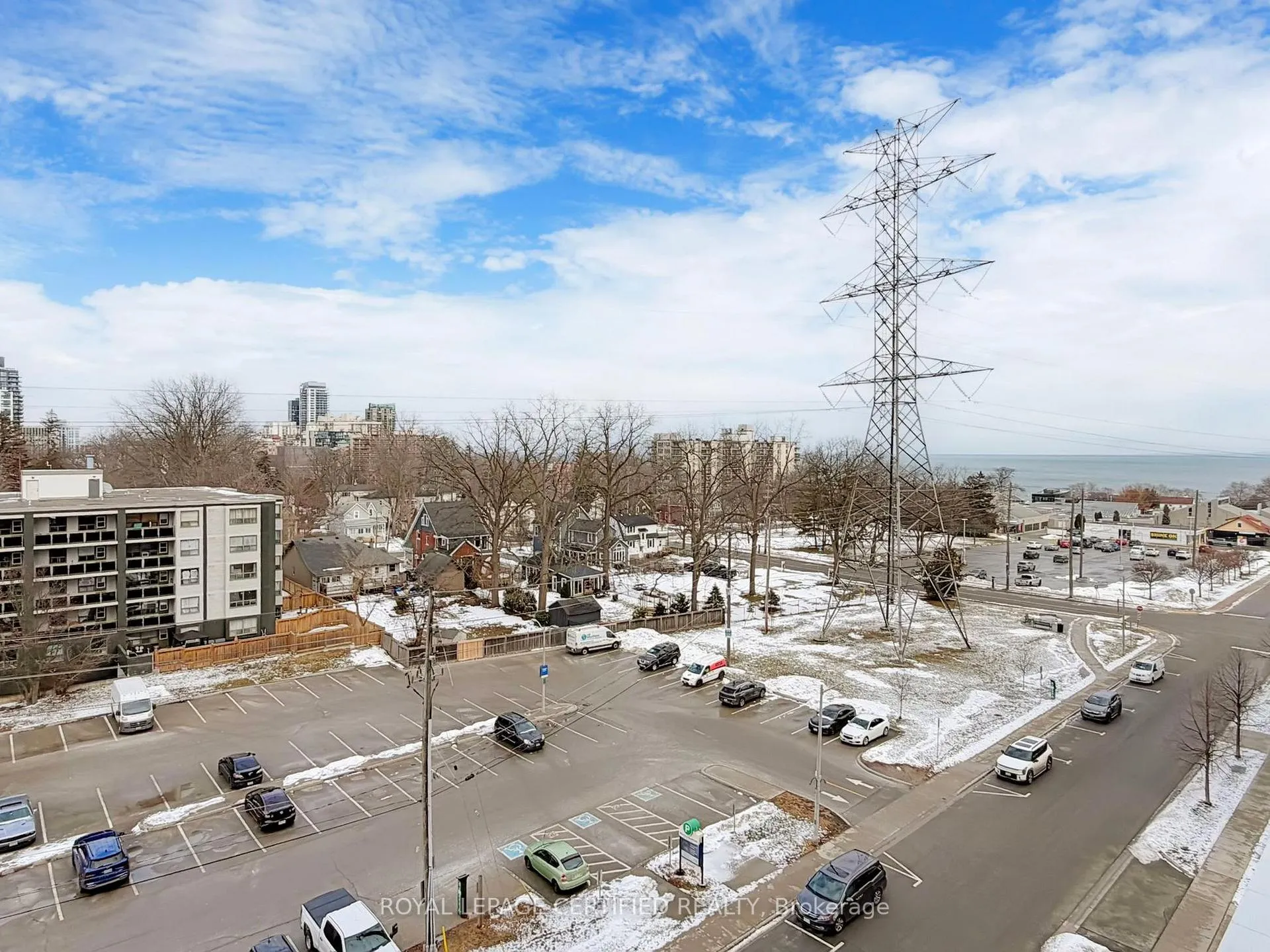 Photo 24 of Unit 604, 500 Brock Avenue, Burlington, Brant — HOMEH