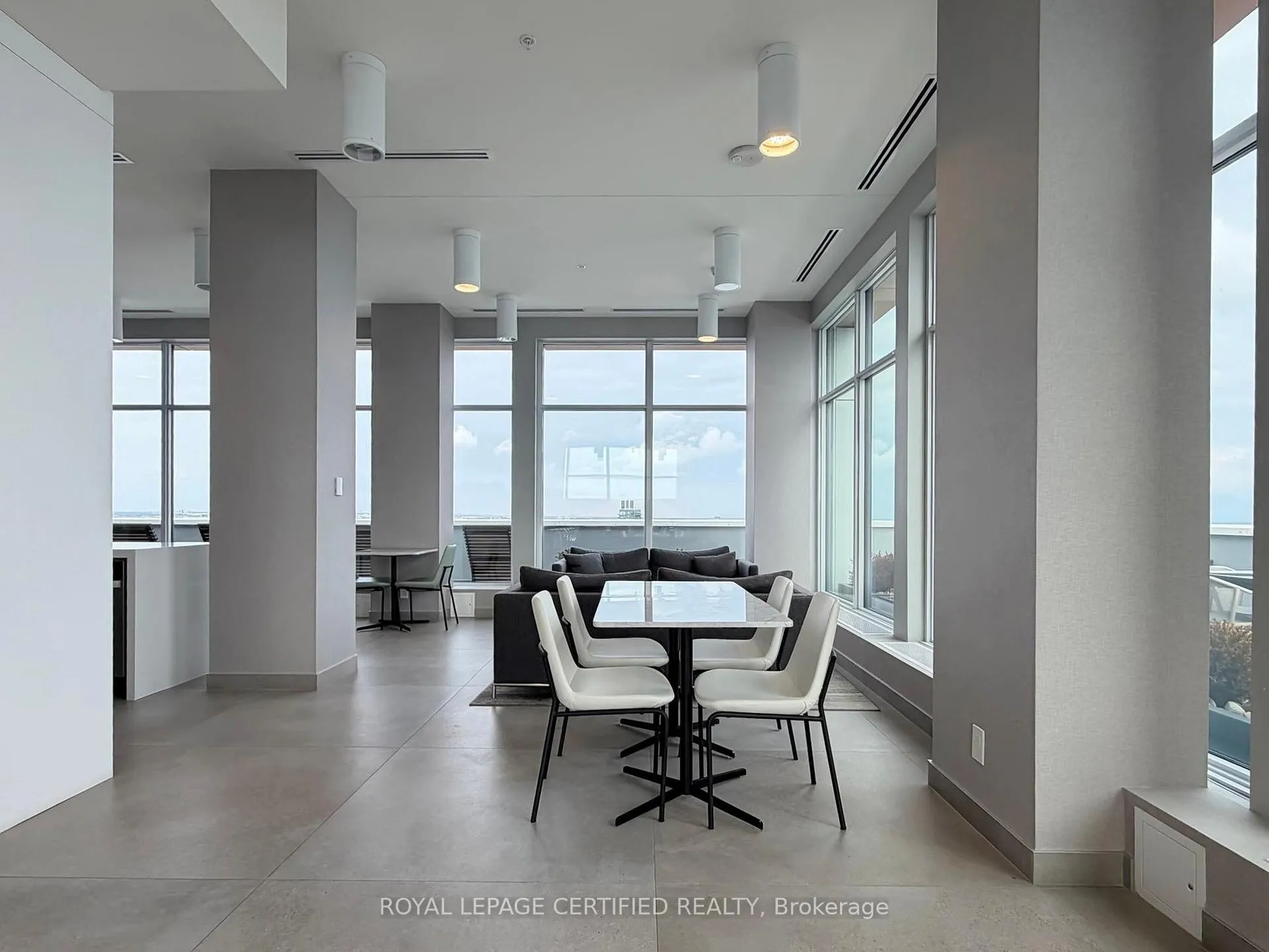 Photo 41 of Unit 604, 500 Brock Avenue, Burlington, Brant — HOMEH